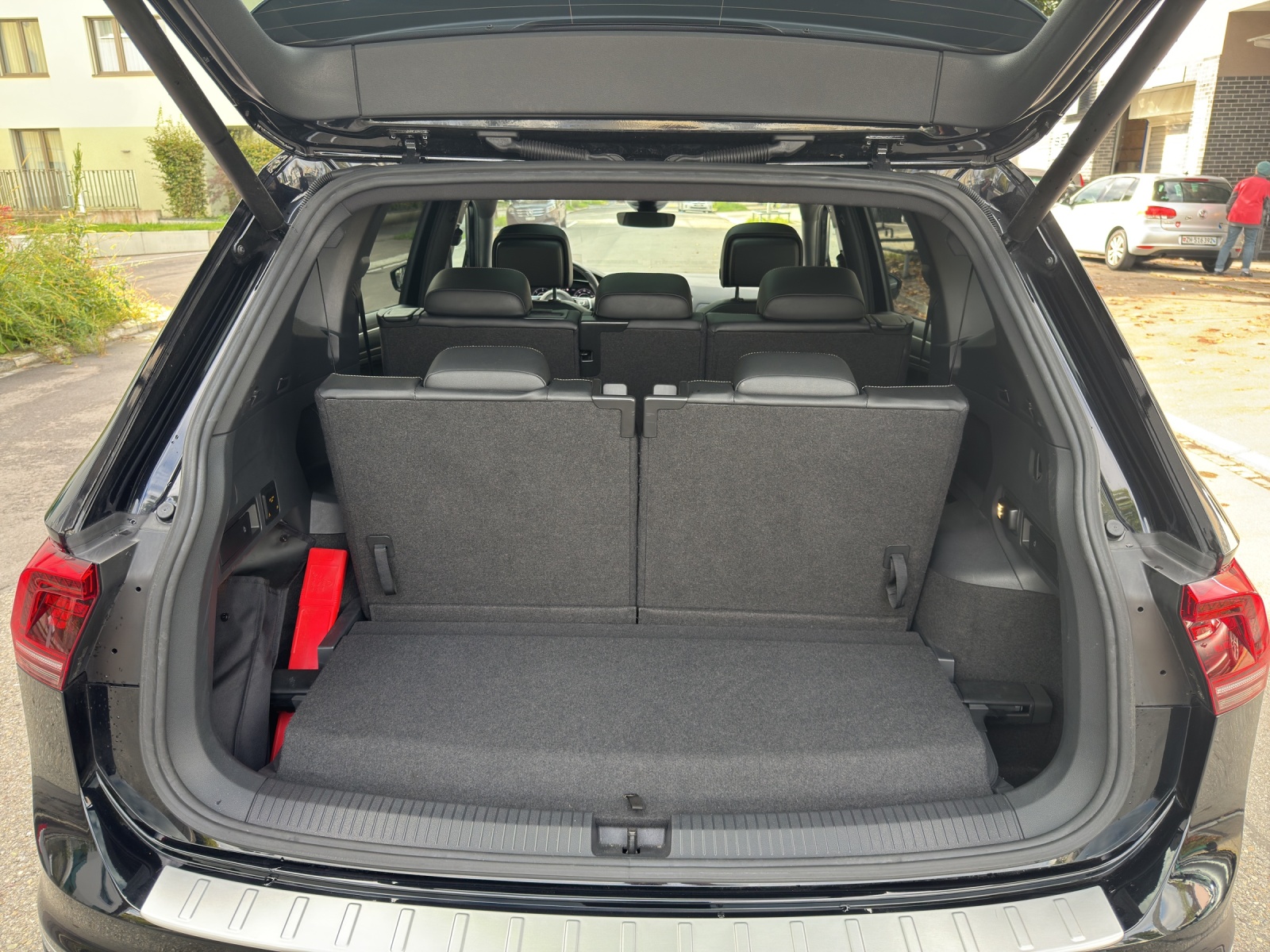 VW Tiguan Allspace 2.0 TDI SCR Highline 4Motion DSG-image-29