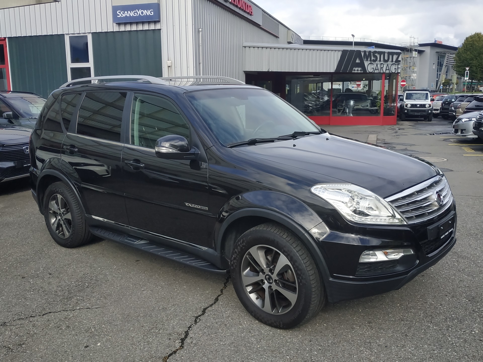 KGM-SsangYong Rexton RX220 e-XDi Executive 4WD Automatic-showroom-element-1