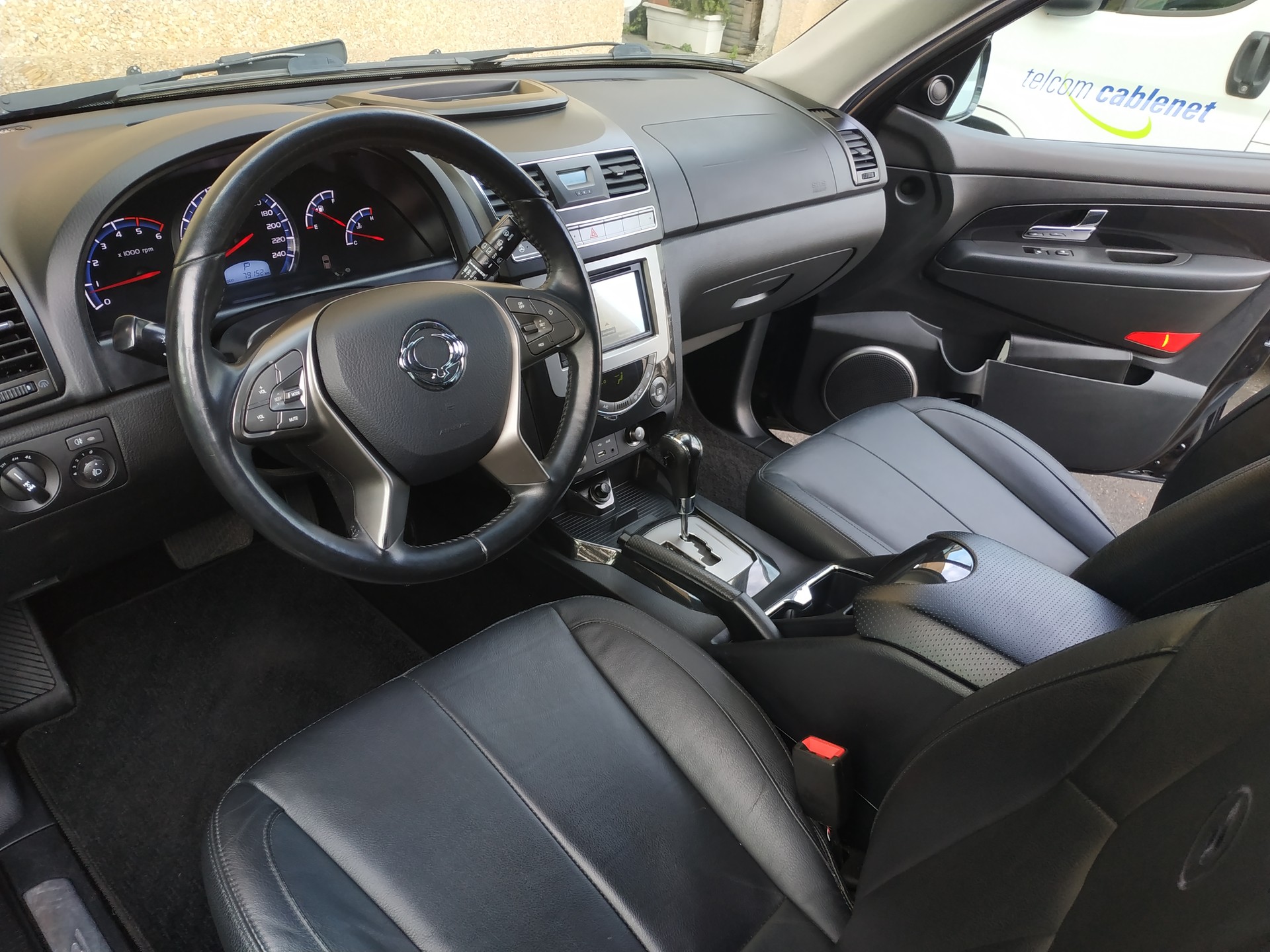 KGM-SsangYong Rexton RX220 e-XDi Executive 4WD Automatic-image-8