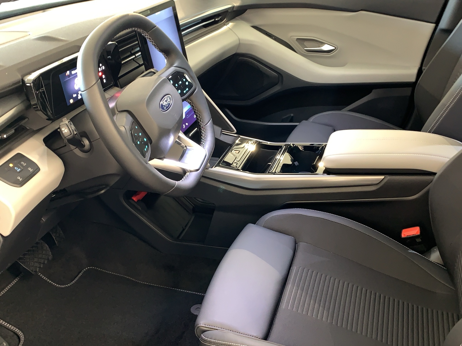 FORD Explorer Standard Range-image-6