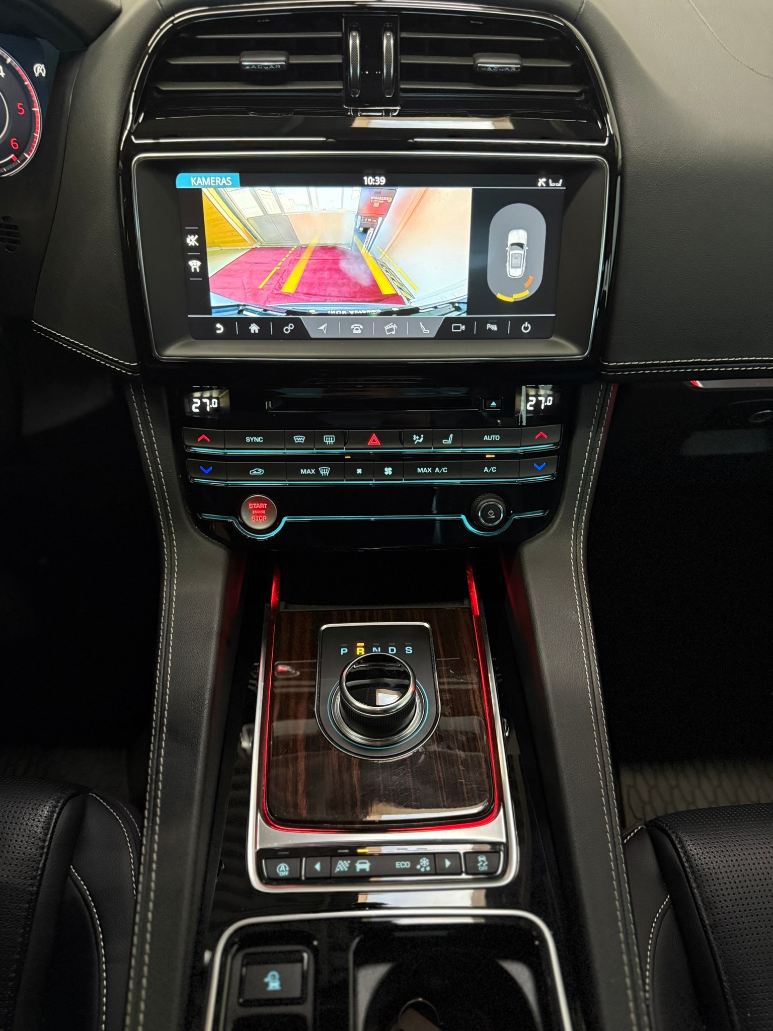 JAGUAR 2.0 D 240 CF Swiss Edition AWD-image-10
