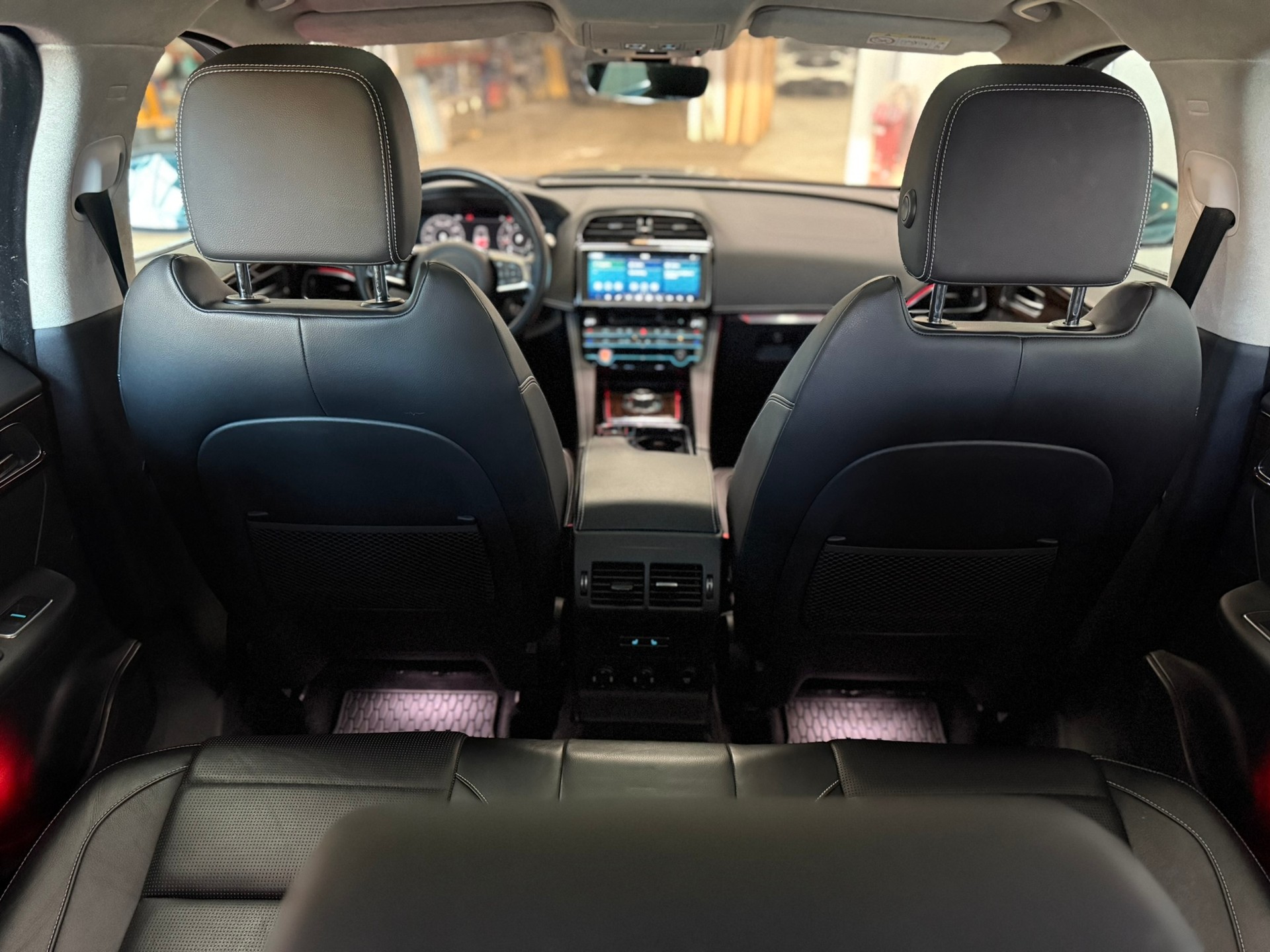 JAGUAR 2.0 D 240 CF Swiss Edition AWD-image-7