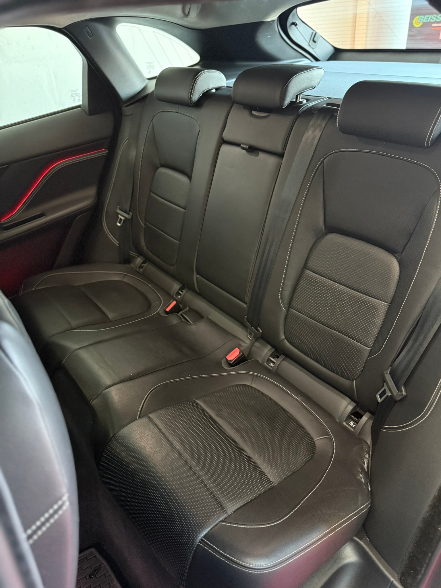 JAGUAR 2.0 D 240 CF Swiss Edition AWD-image-14