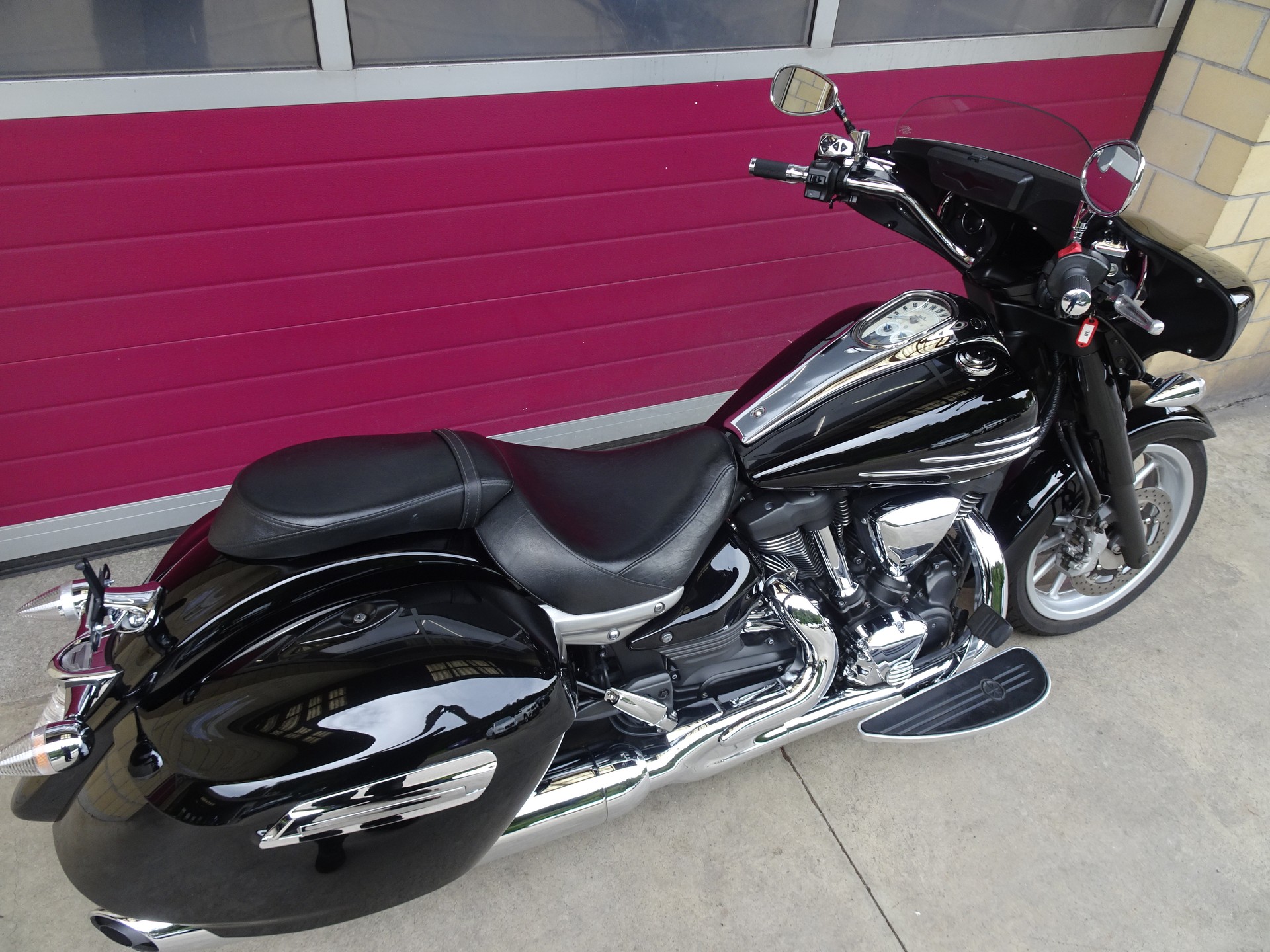 YAMAHA XV 1900 A Midnight Star-image-14