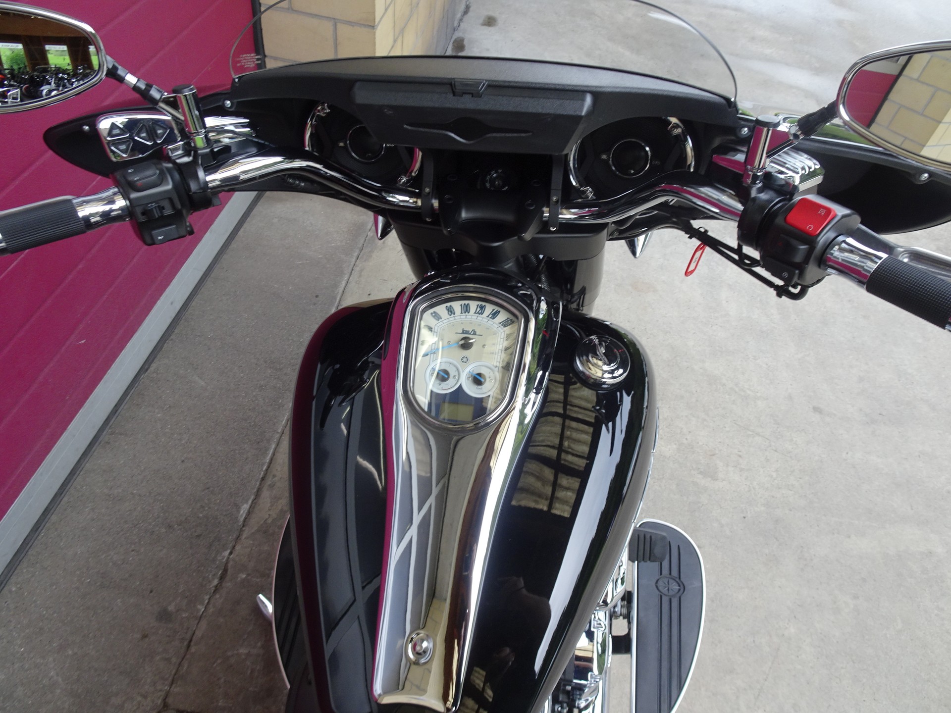 YAMAHA XV 1900 A Midnight Star-image-5