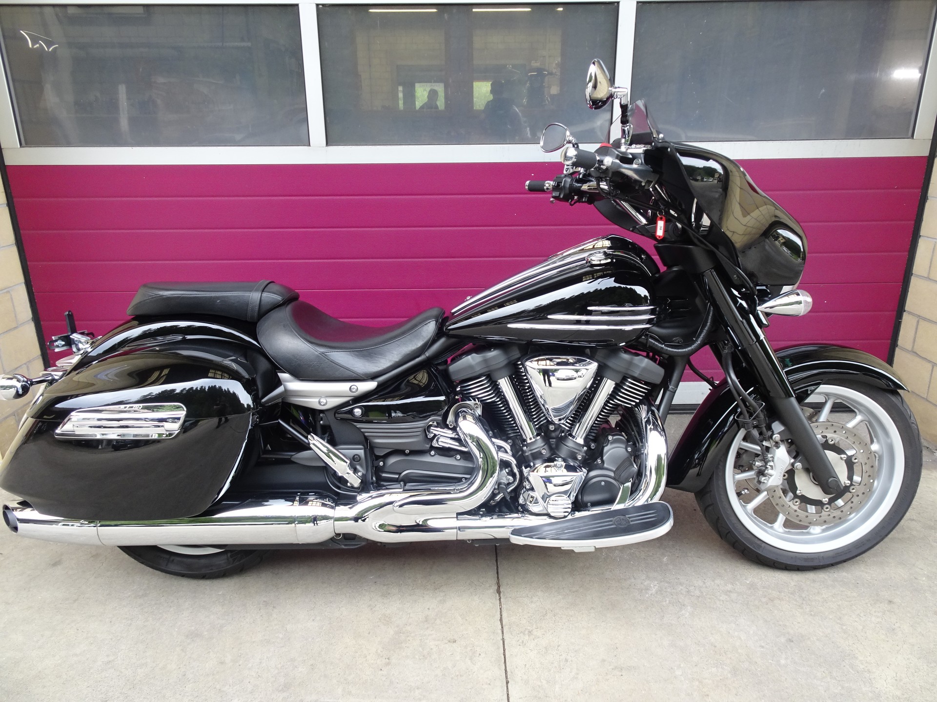YAMAHA XV 1900 A Midnight Star