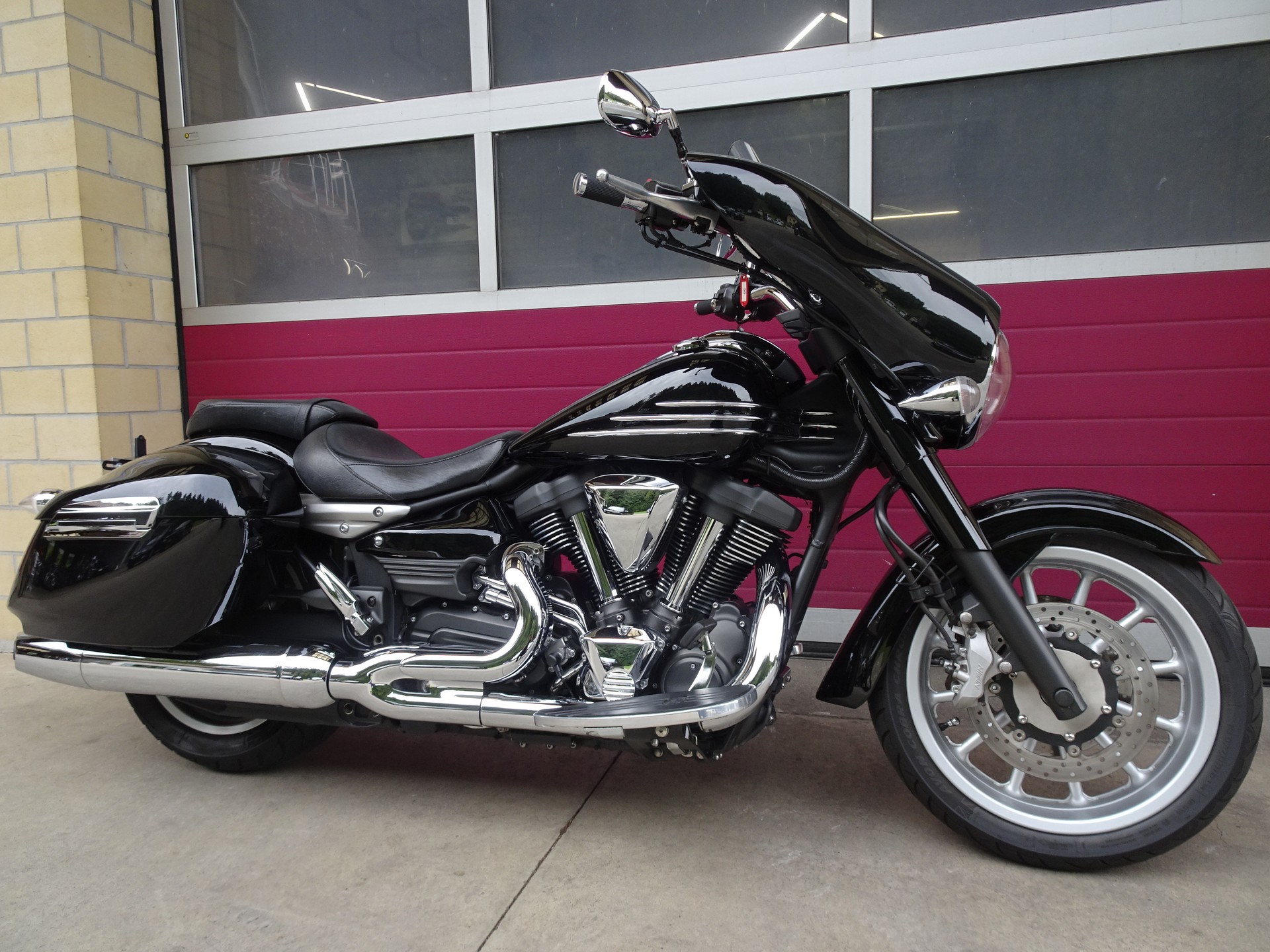 YAMAHA XV 1900 A Midnight Star-image-10