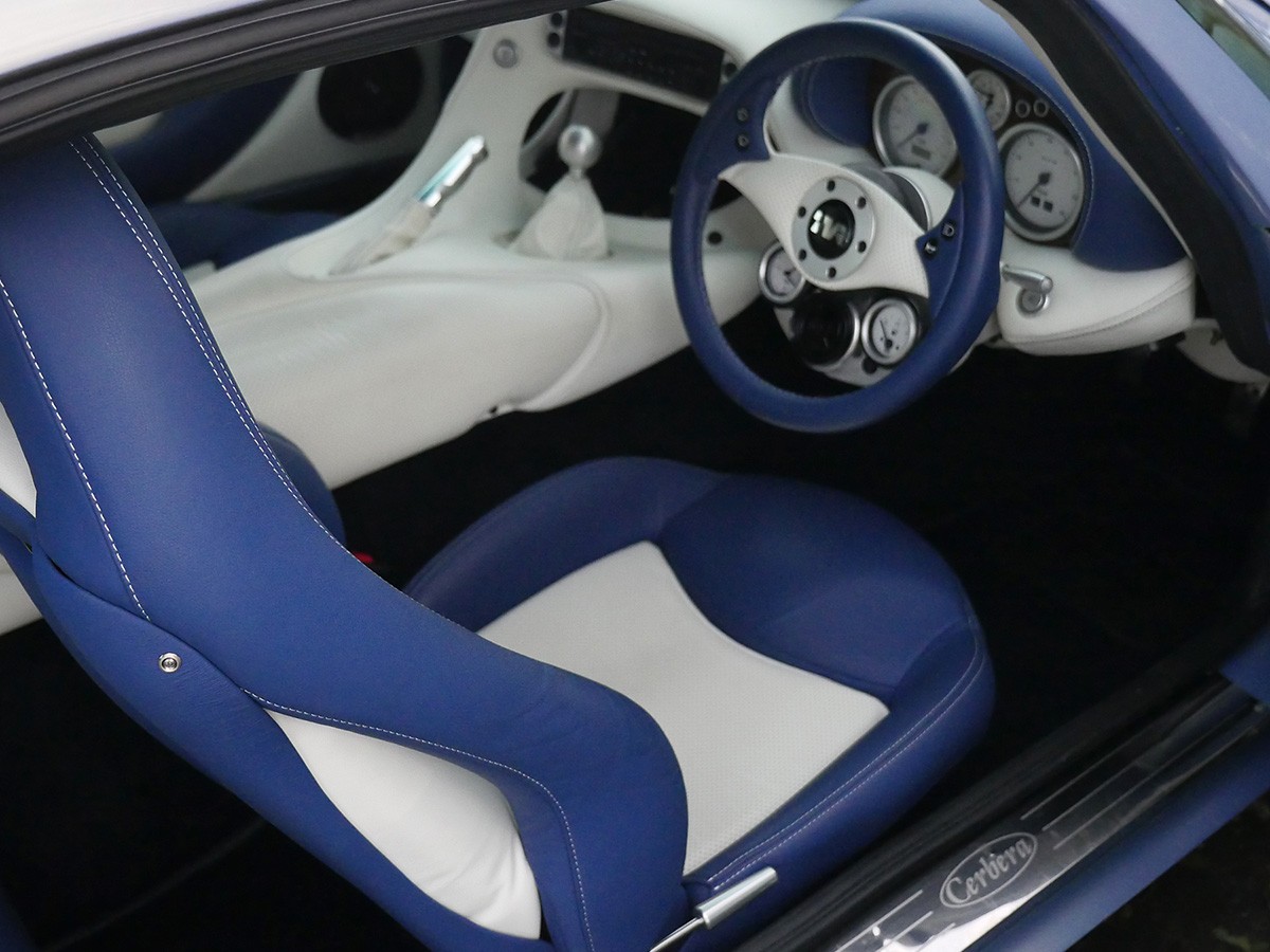 TVR CERBERA V8 4.2 Coupé-image-9