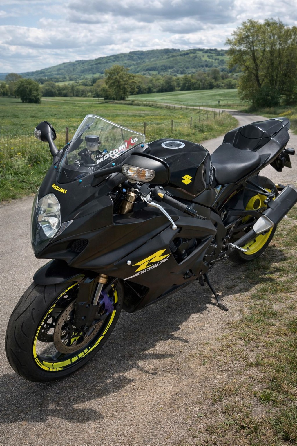 SUZUKI GSX-R 1000 K7-image-0