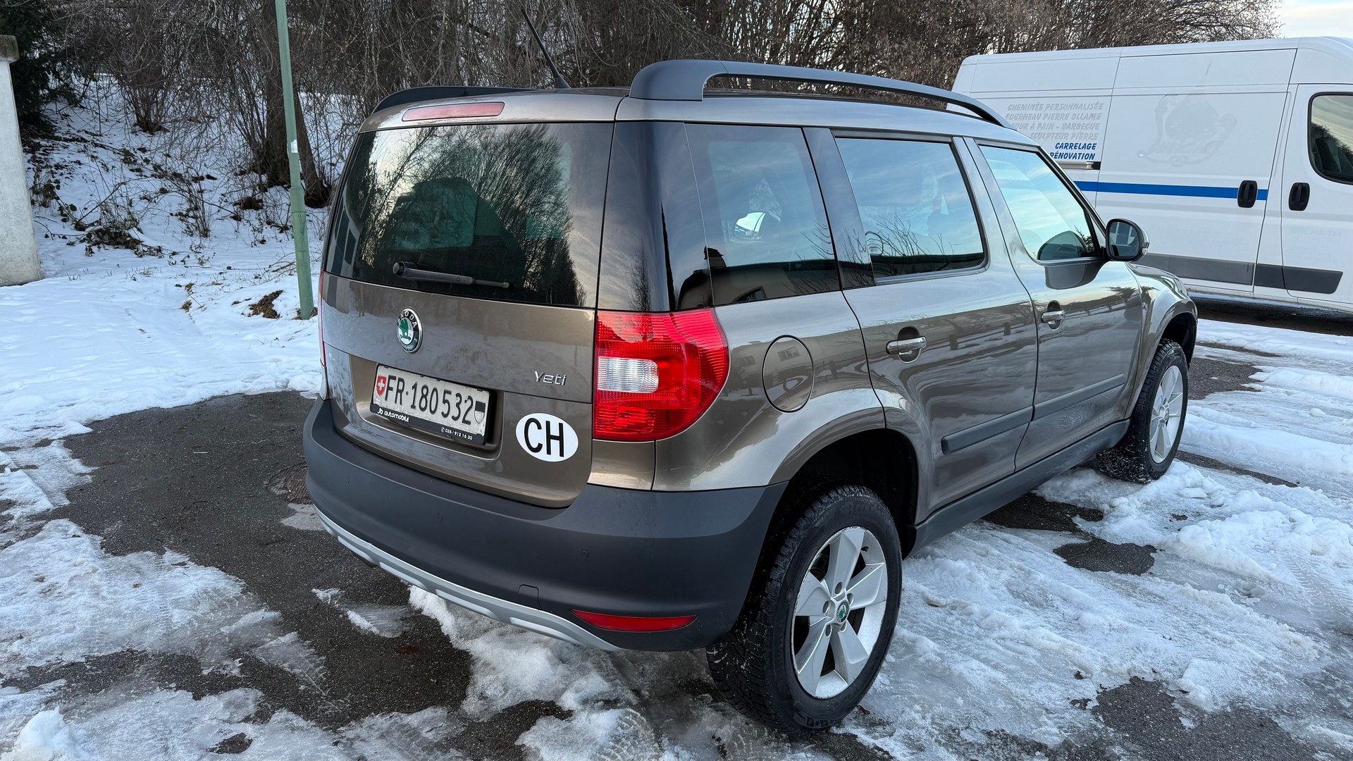 SKODA Yeti 1.2 TSI Active DSG-image-6