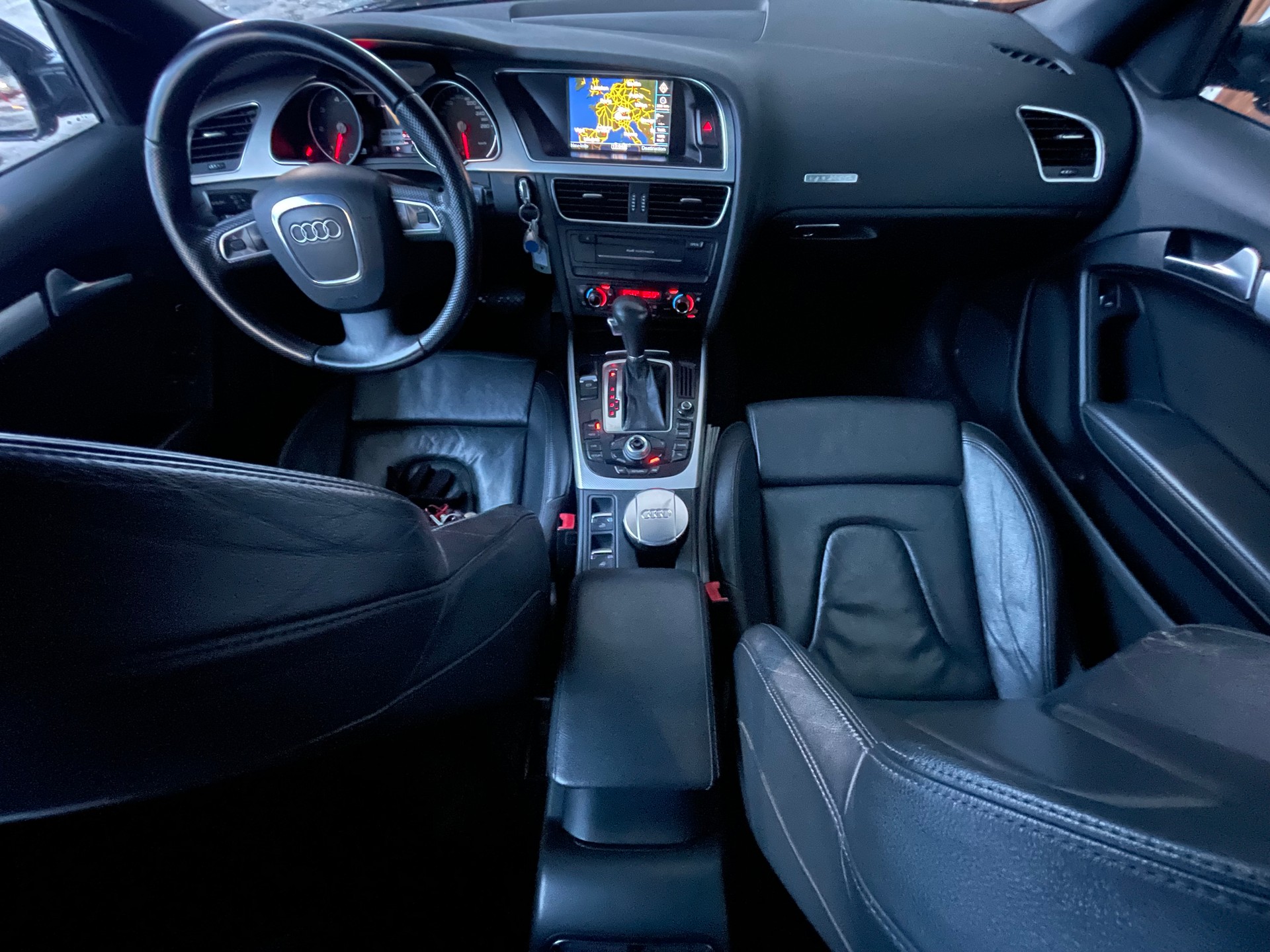 AUDI A5 Cabriolet 3.0 TDI quattro S-tronic-image-4