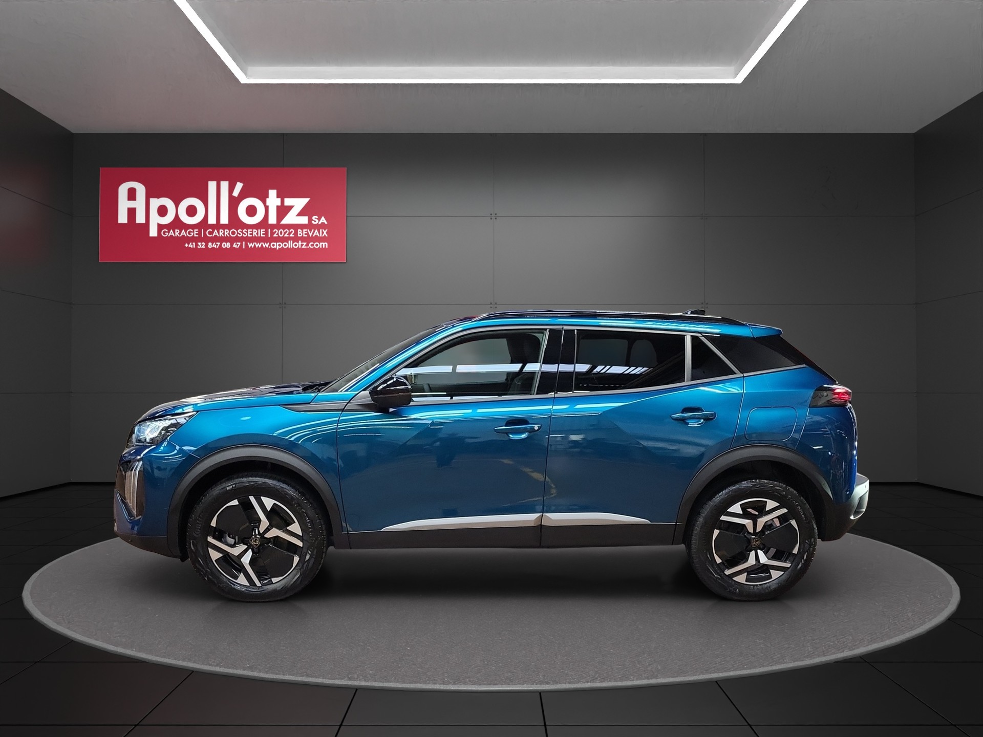 PEUGEOT 2008 1.2 MHEV Allure-showroom-element-1