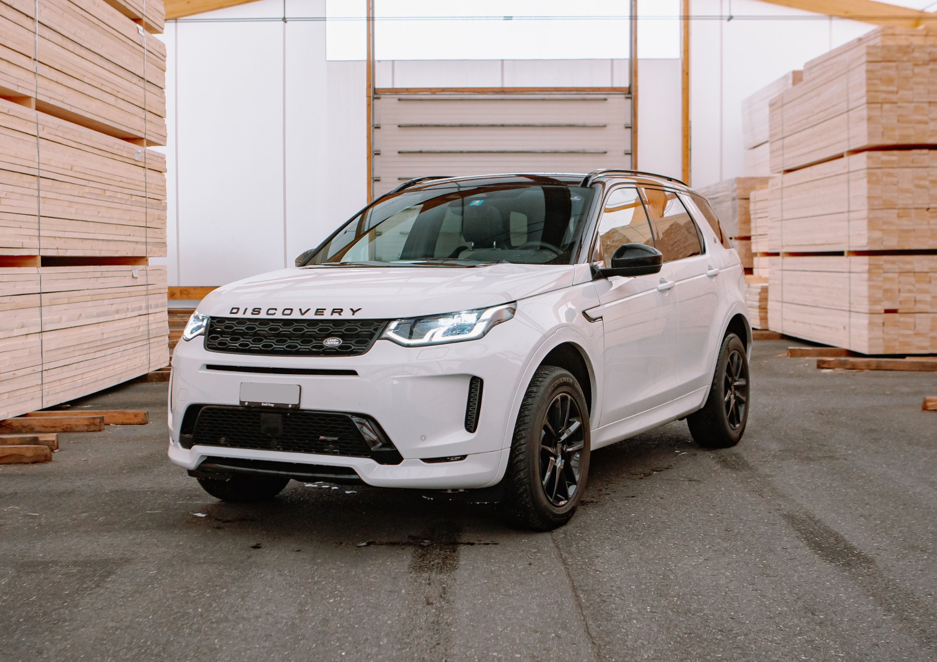 LAND ROVER Discovery Sport R Dyn. D165 2.0D TD4 MHEV SE AWD AT9