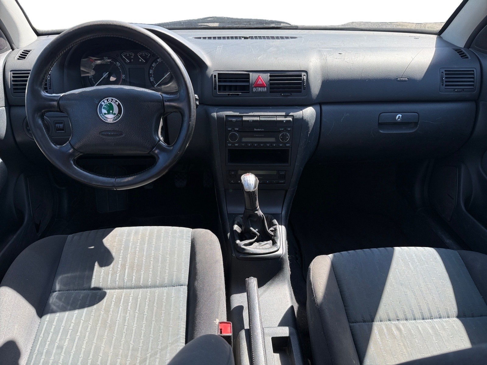 SKODA Octavia 1.9 TDI Tour 4x4-image-9