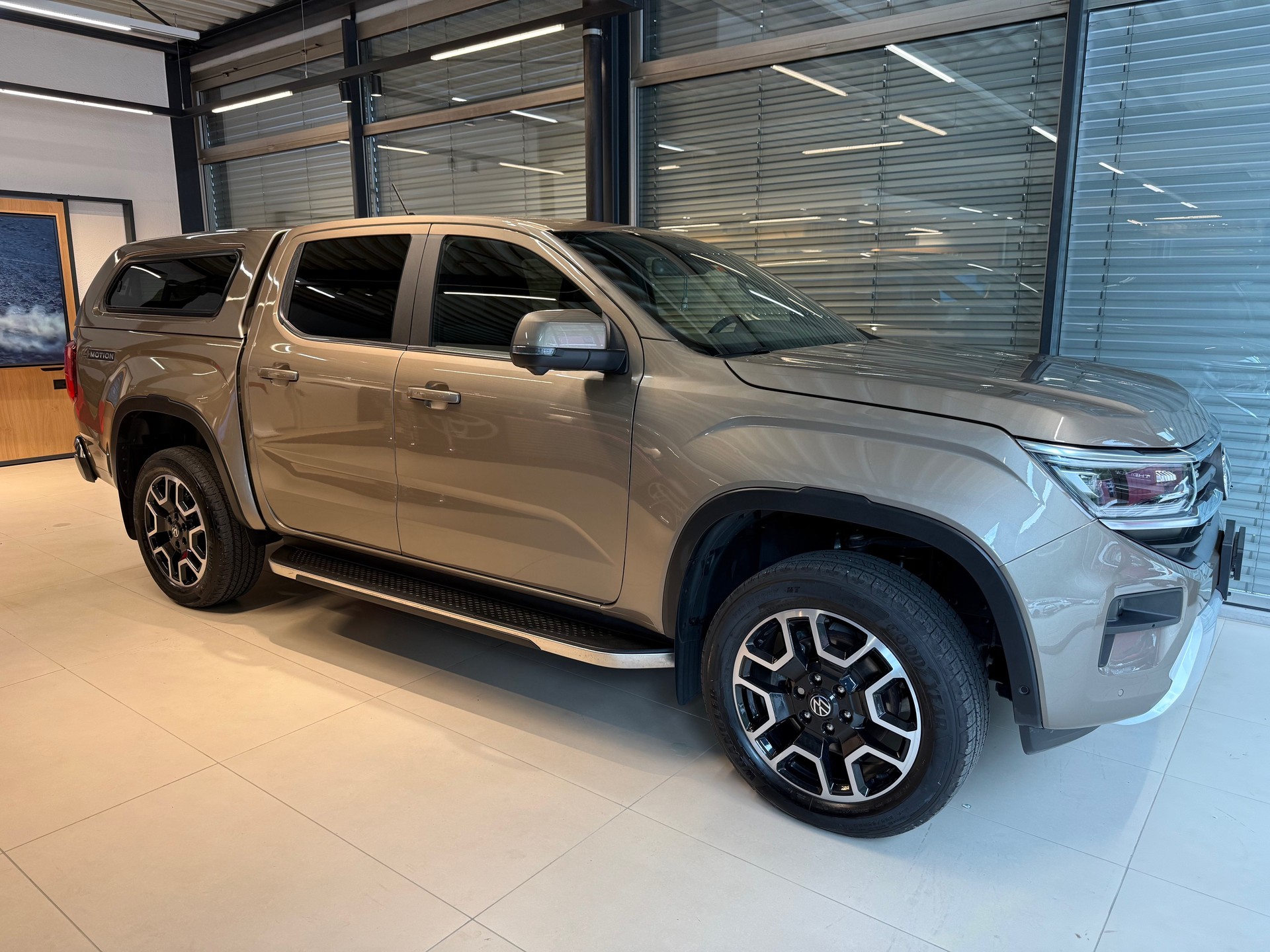 VW Amarok 3.0TDI Style Winter 2-showroom-element-1