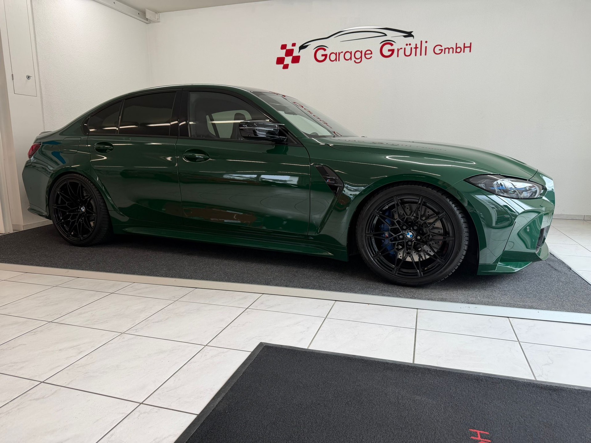 BMW M3 Competition M xDrive-image-4