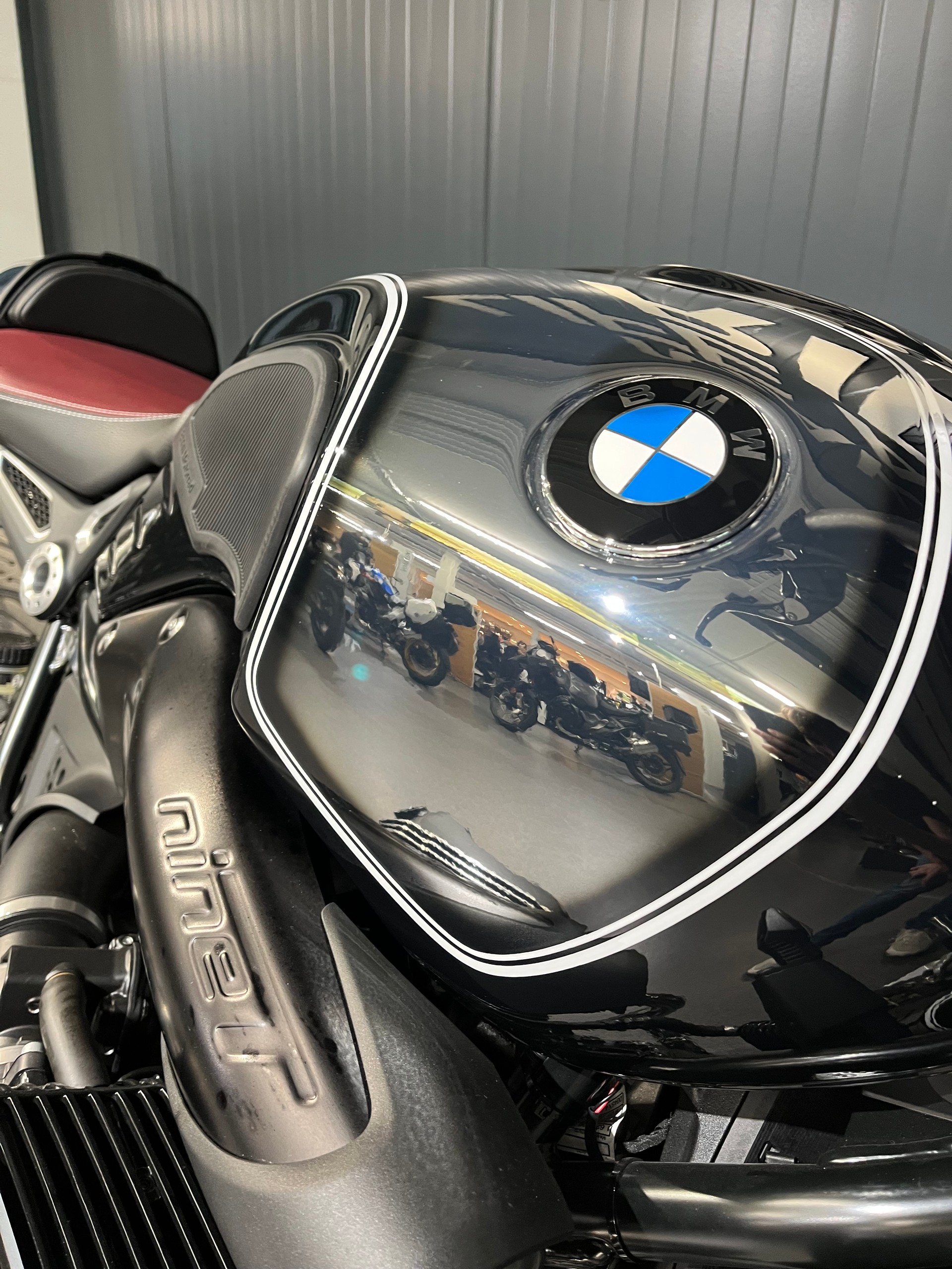 BMW R nineT 100 Years - nur 650km!-image-4