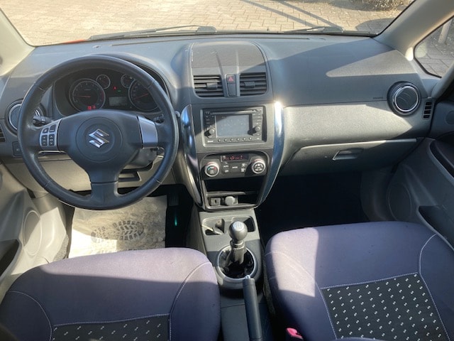 SUZUKI SX4 1.6 16V GL Top Indigo 4WD-image-9