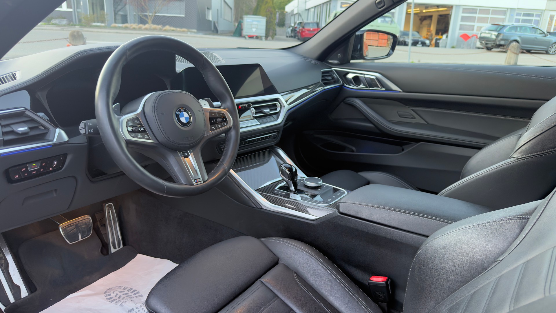 BMW M440i xDrive 48V Cabriolet Steptronic-image-8