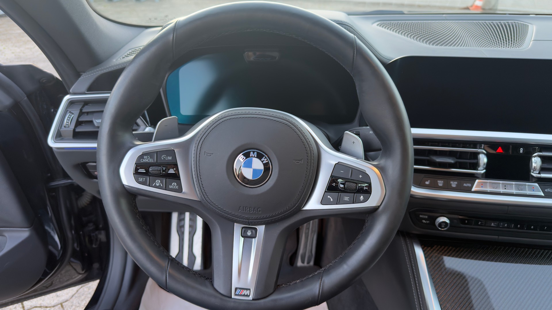BMW M440i xDrive 48V Cabriolet Steptronic-image-9