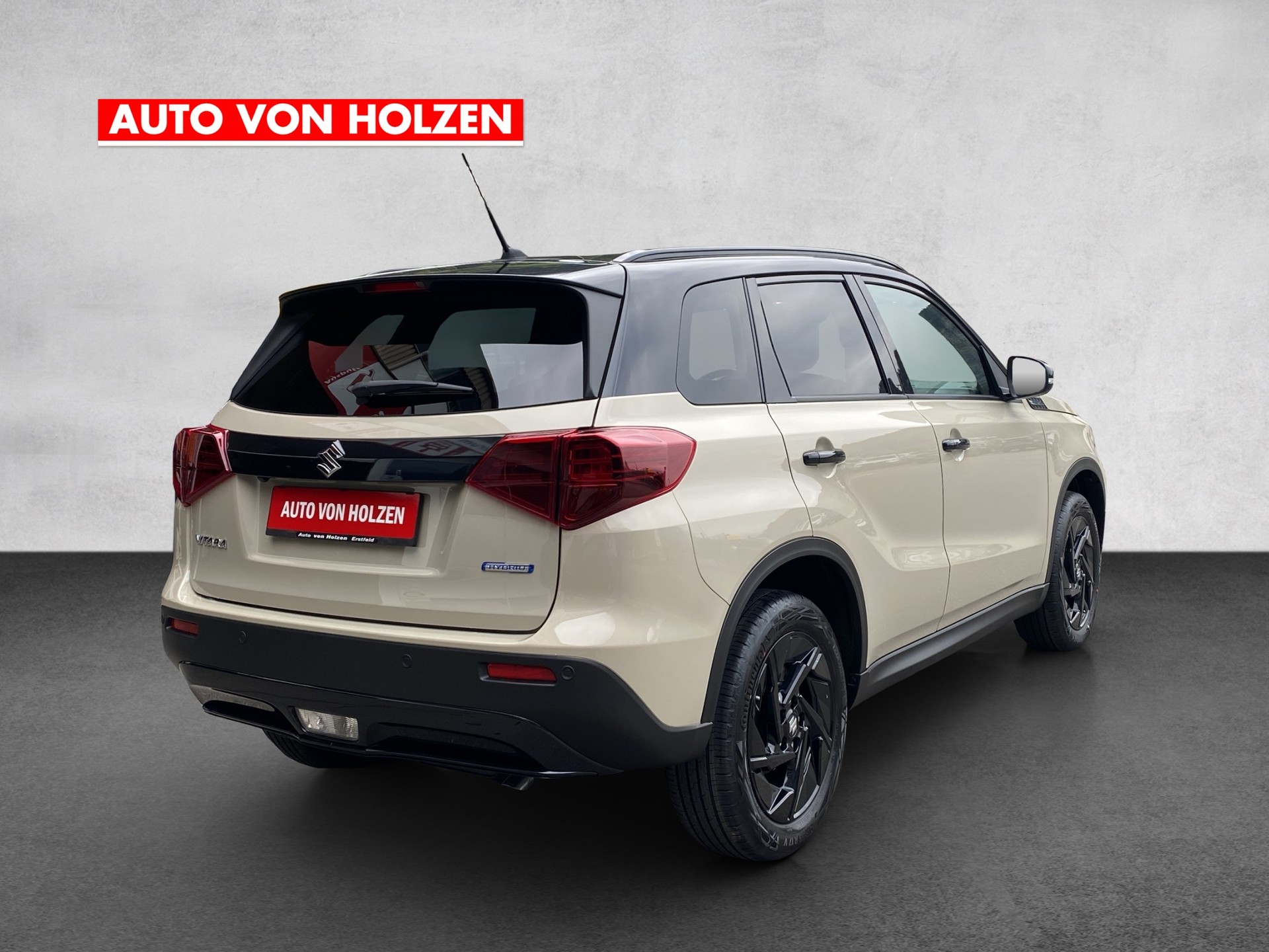 SUZUKI Vitara 1.4 Boosterjet Black Edition Top 4x4 Hybrid Automatic-image-4