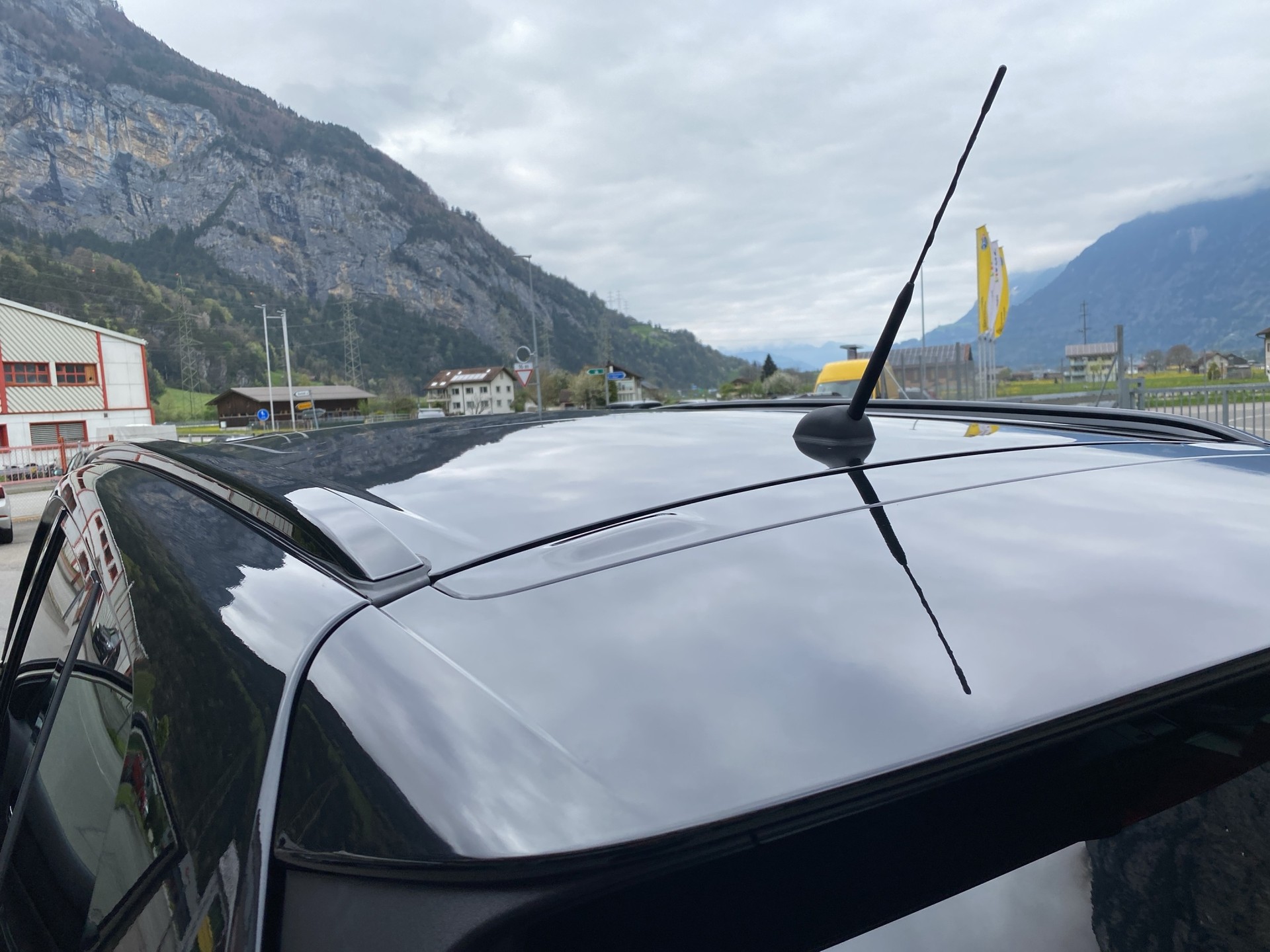 SUZUKI Vitara 1.4 Boosterjet Black Edition Top 4x4 Hybrid Automatic-image-8