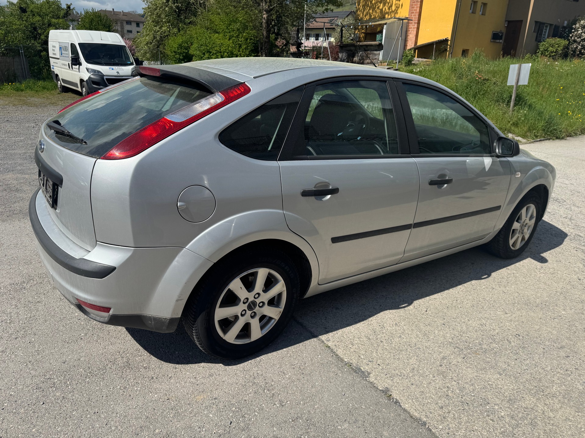 FORD Focus 1.6i VCT Carving-image-5