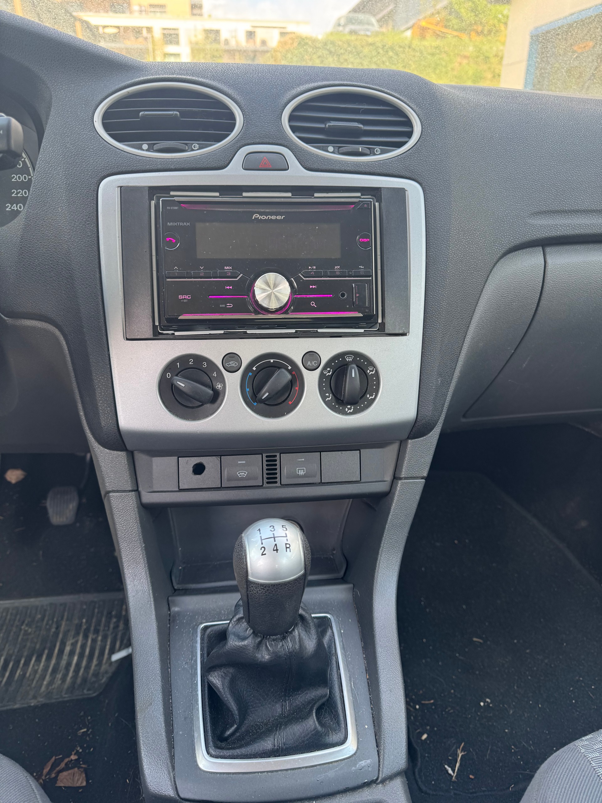 FORD Focus 1.6i VCT Carving-image-10