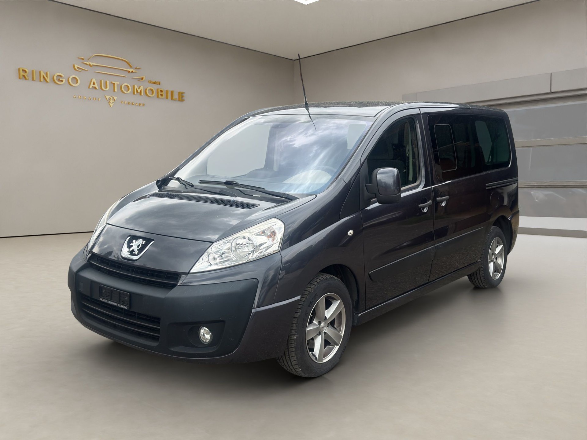 PEUGEOT Expert Tepee 2.0 HDi Confort L1-showroom-element-1