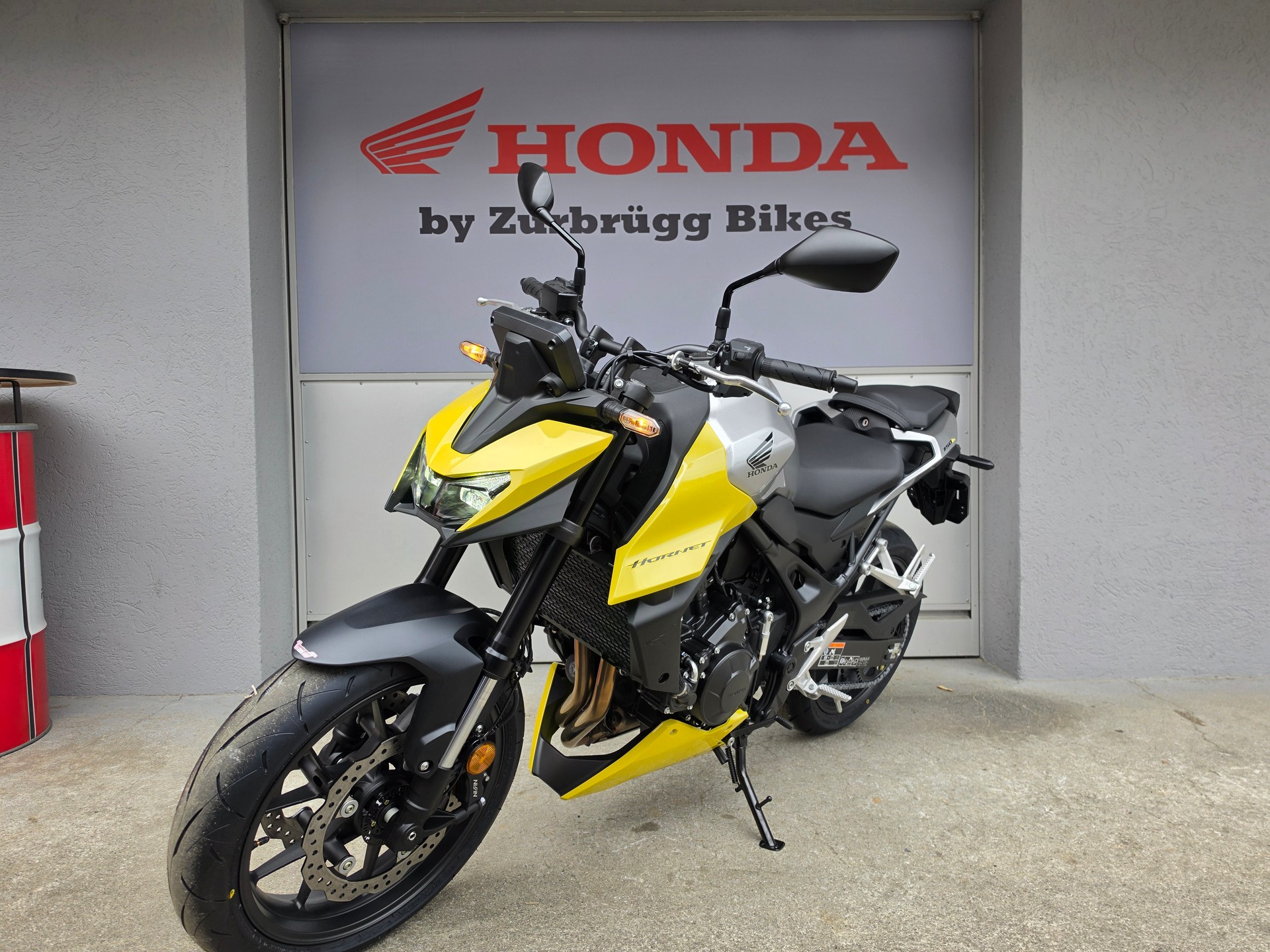 HONDA CB 750 Hornet E-clutch-image-3