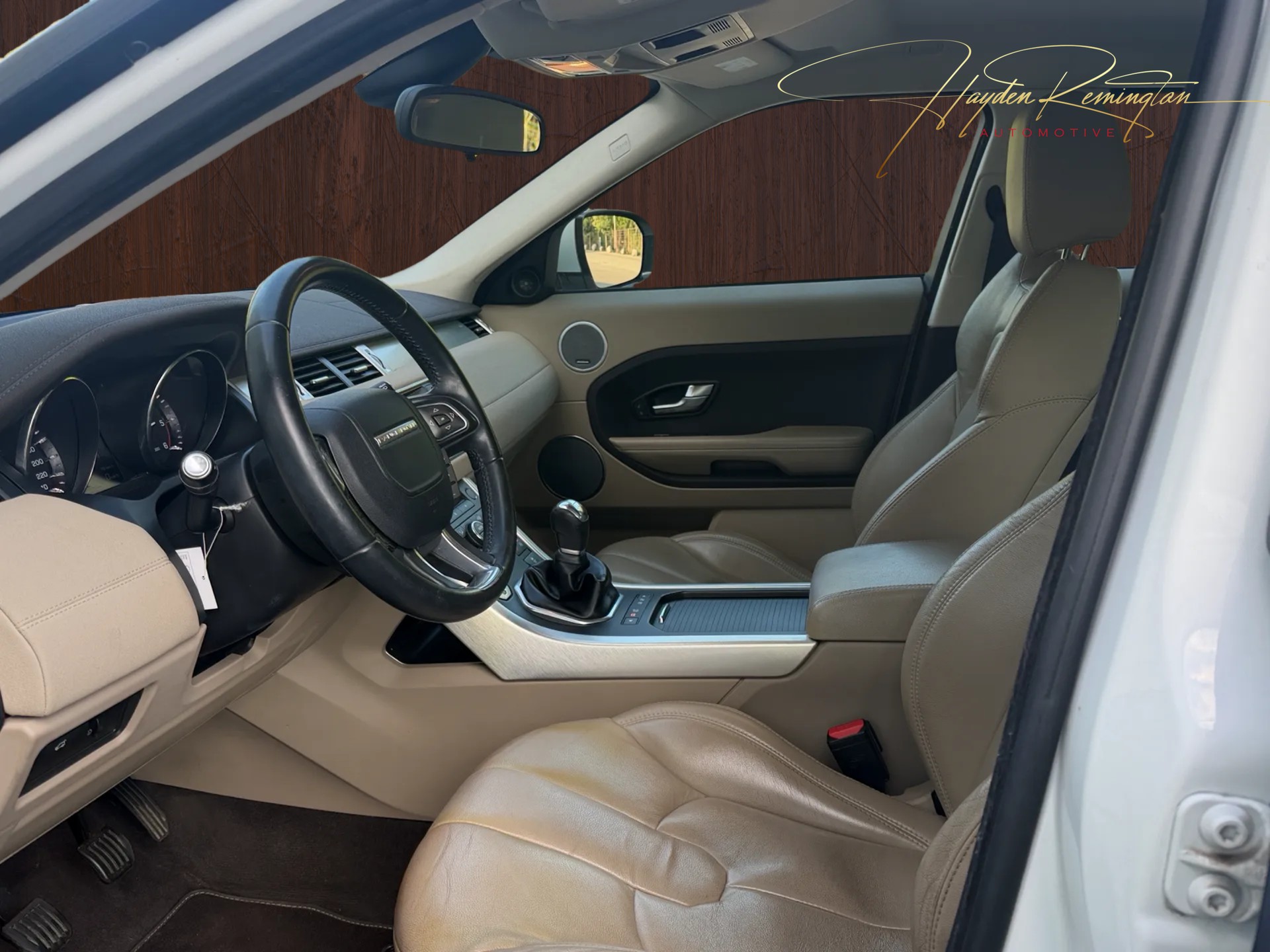 LAND ROVER Range Rover Evoque 2.2 SD4 Pure-image-7