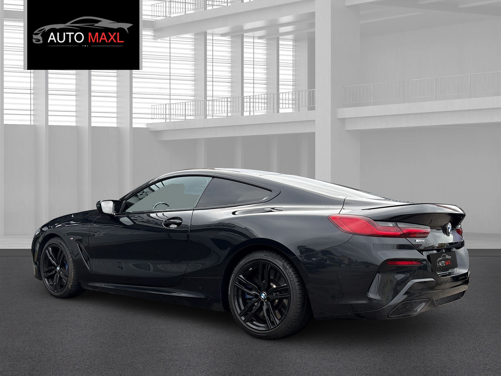 BMW M850i xDrive Steptronic-showroom-element-3