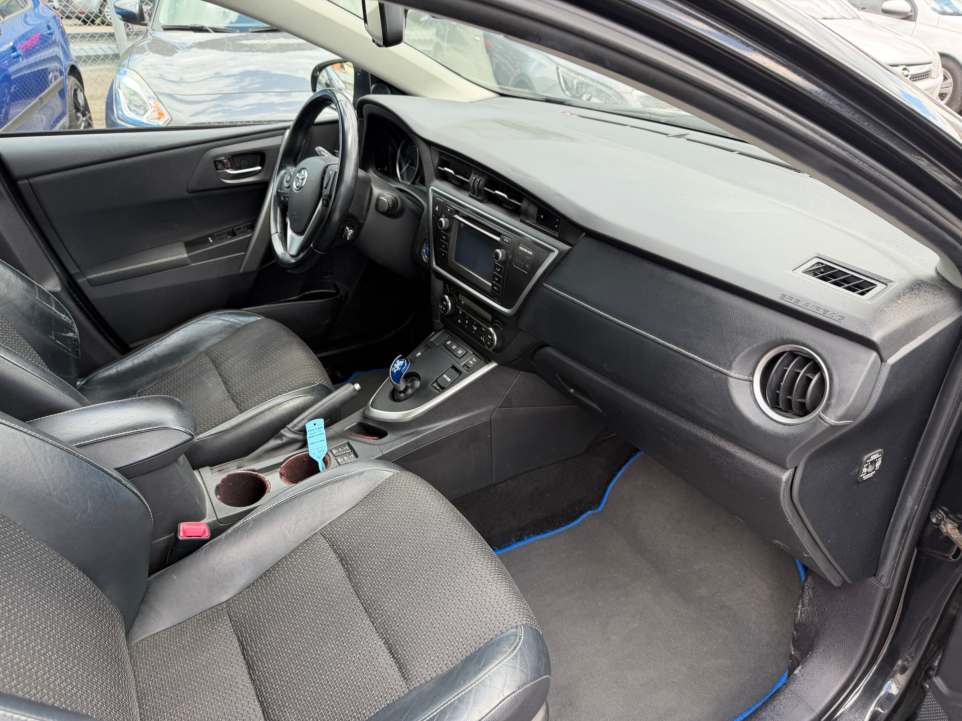 TOYOTA Auris Touring Sports 1.8 16V HSD Linea Sol-image-6