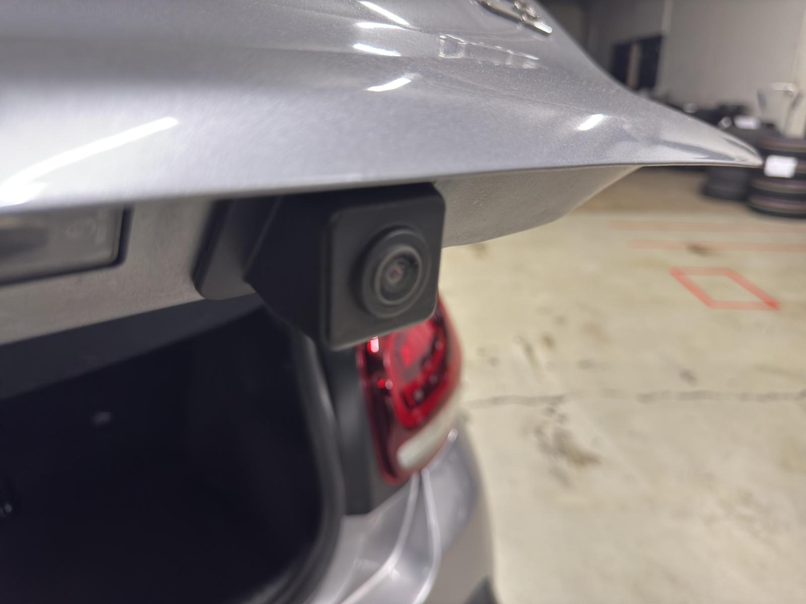 CITROEN C3 1.2 PureTech Shine-image-15