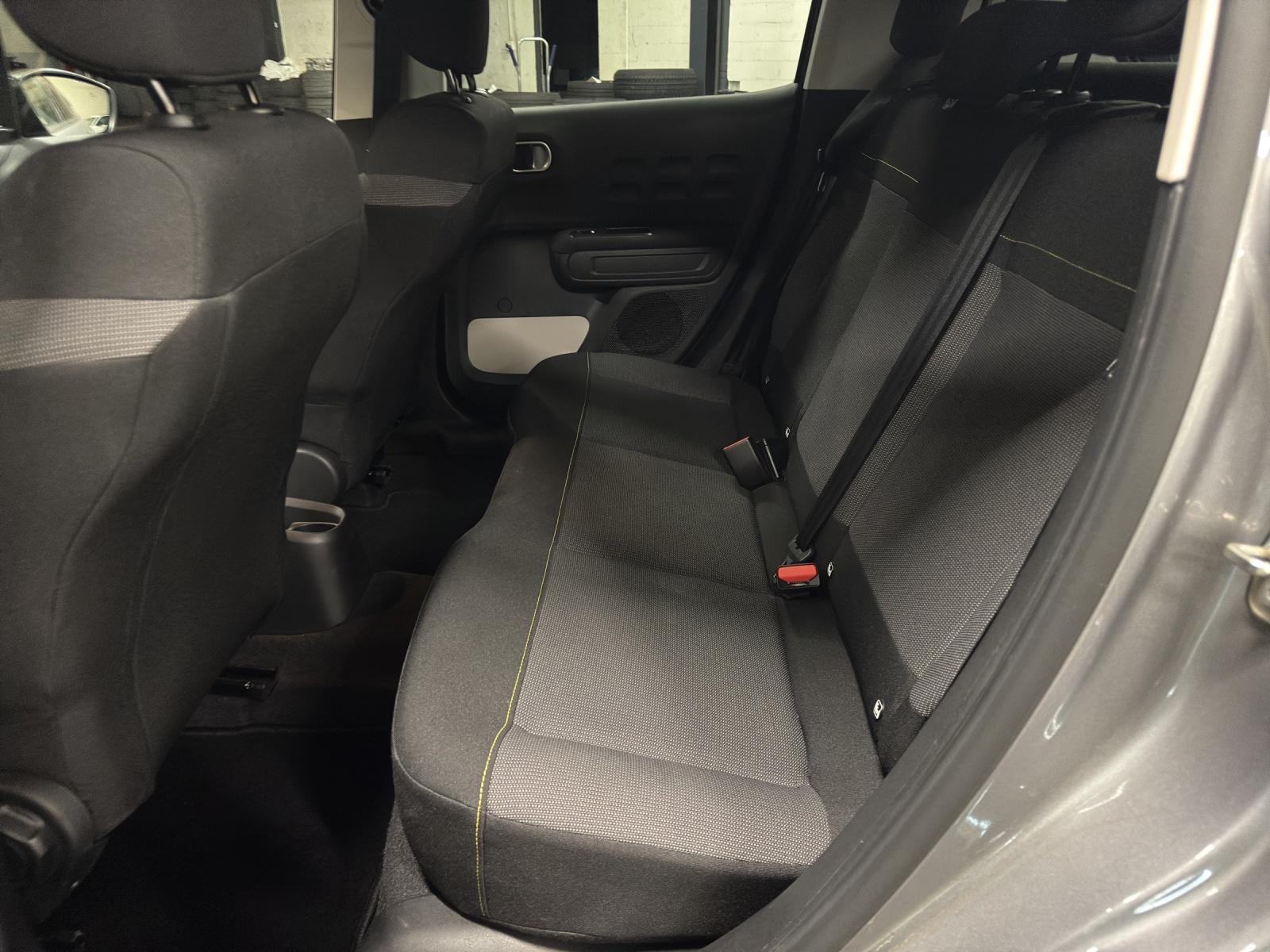 CITROEN C3 1.2 PureTech Shine-image-14