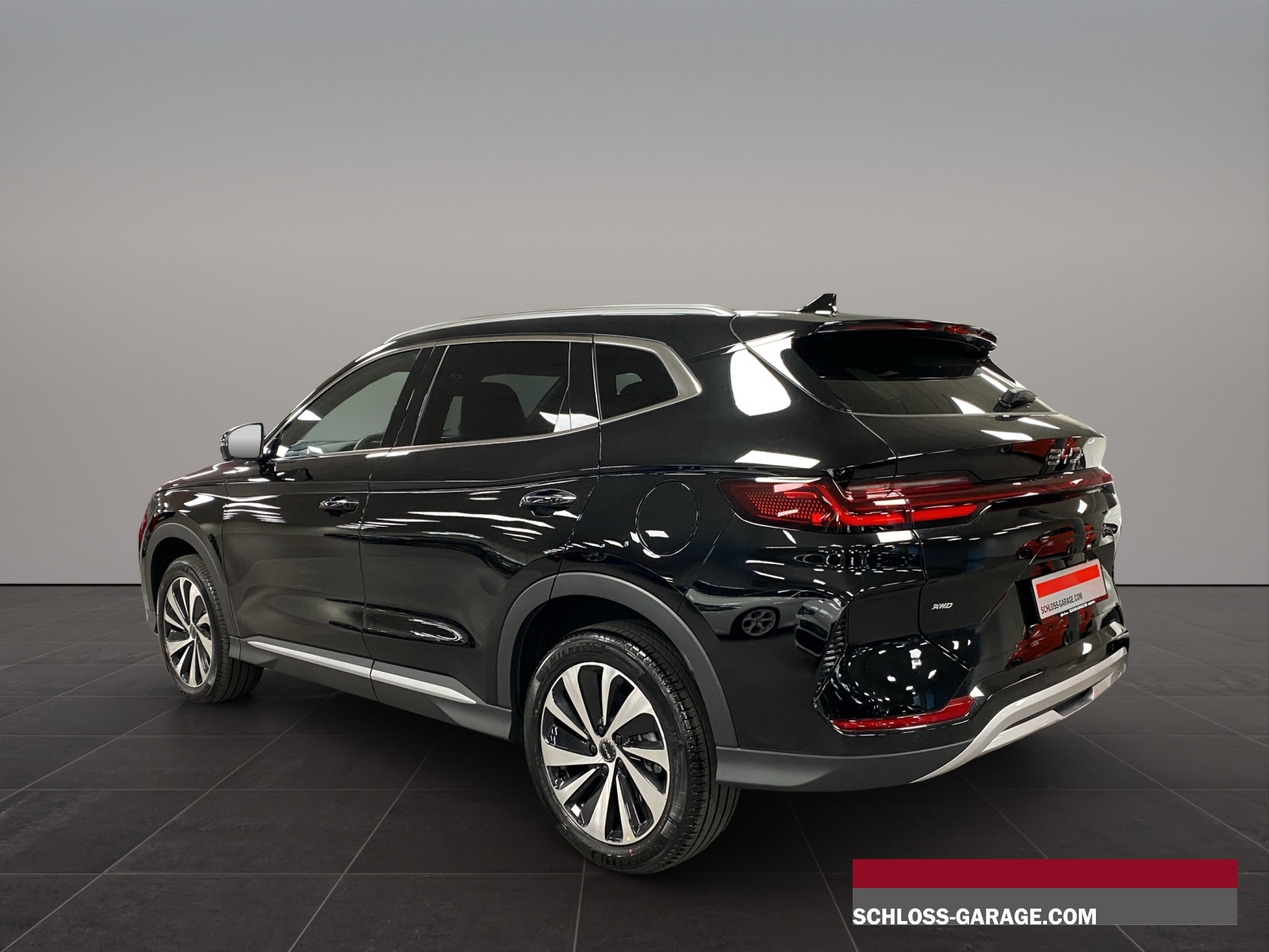 BYD Seal U DM-i Design AWD-showroom-element-3