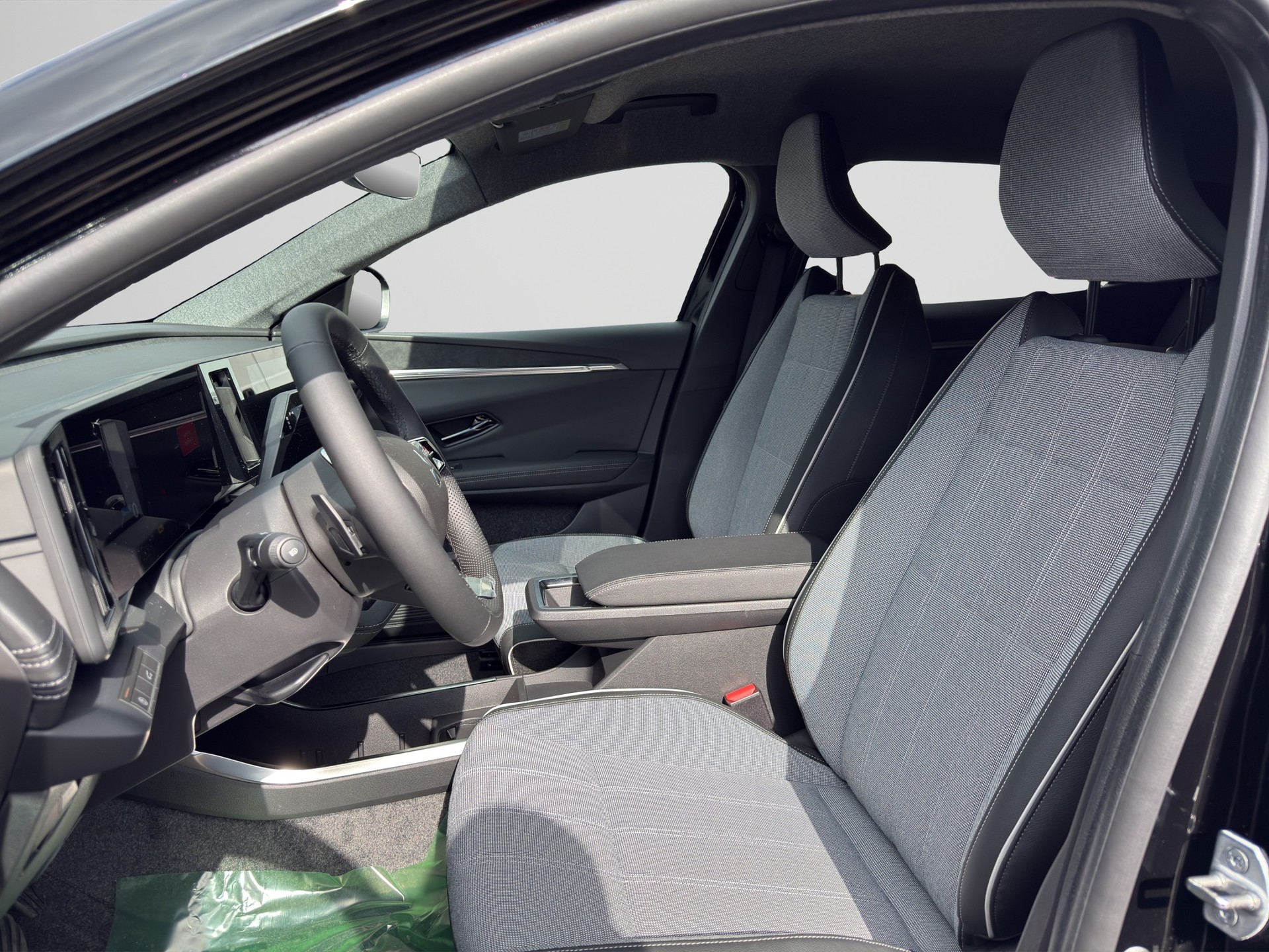 MITSUBISHI ECLIPSE CROSS Intense-image-7