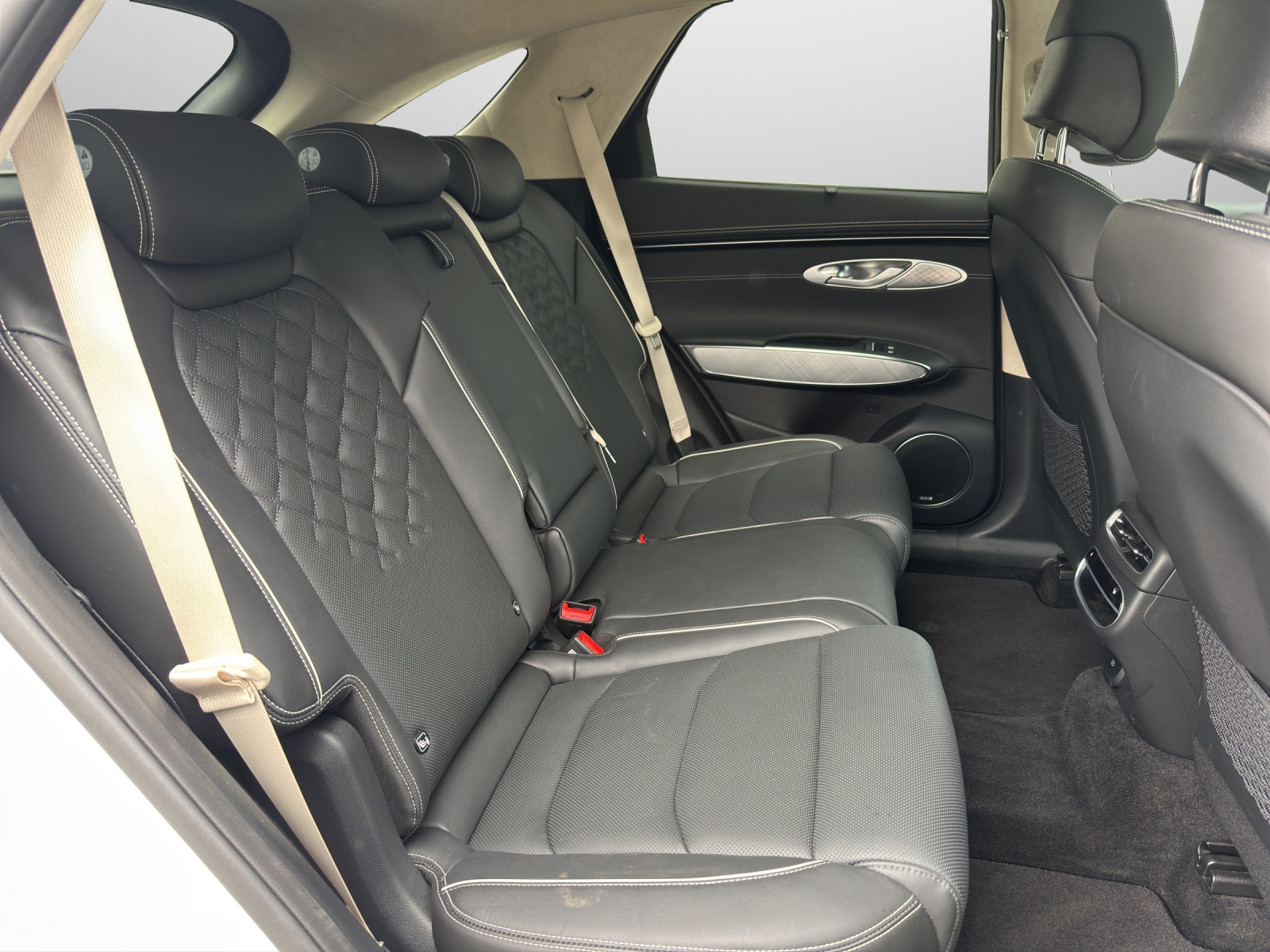 GENESIS GV70 Dual Motor Sport AWD-image-12