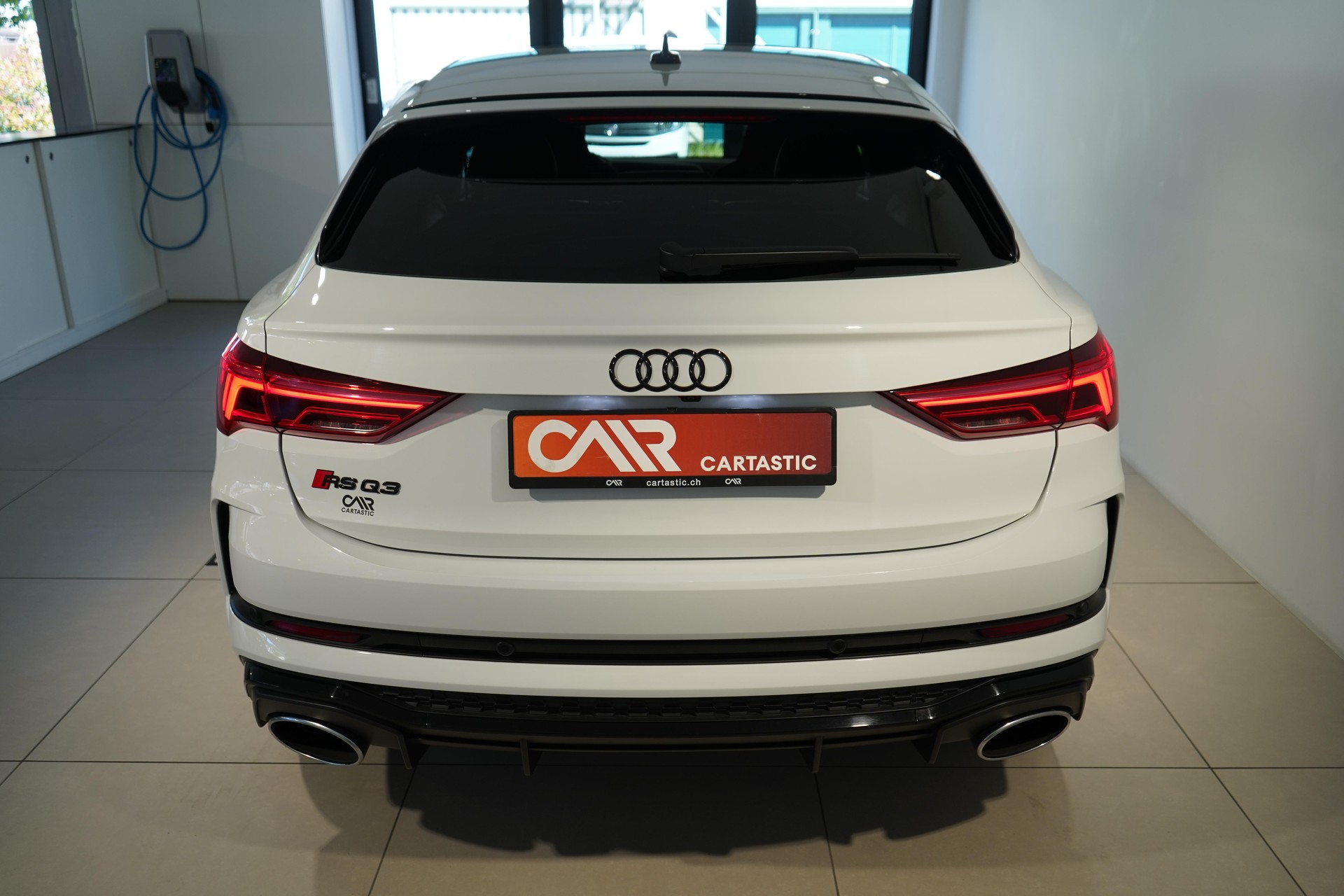 AUDI RS Q3 Sportback 2.5 TFSI quattro S-Tronic-showroom-element-3
