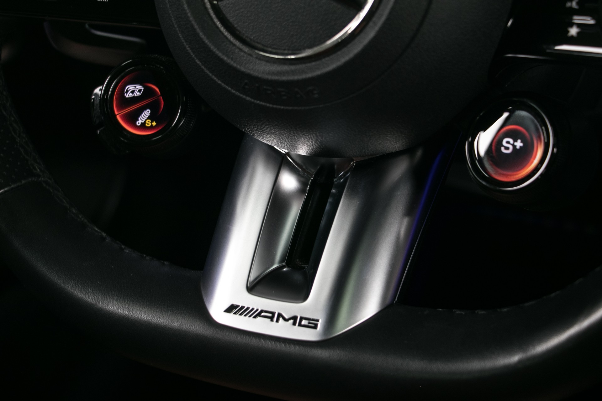 MERCEDES-BENZ C 43 AMG 4Matic-image-5