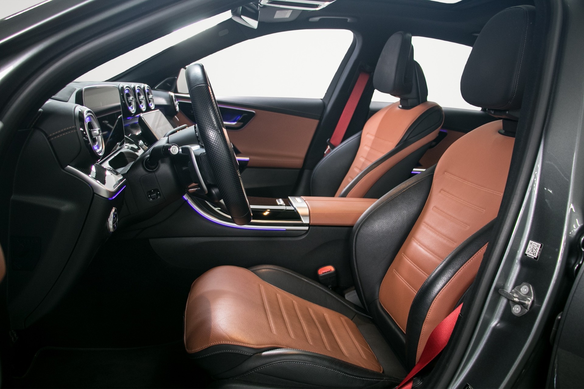 MERCEDES-BENZ C 43 AMG 4Matic-image-12