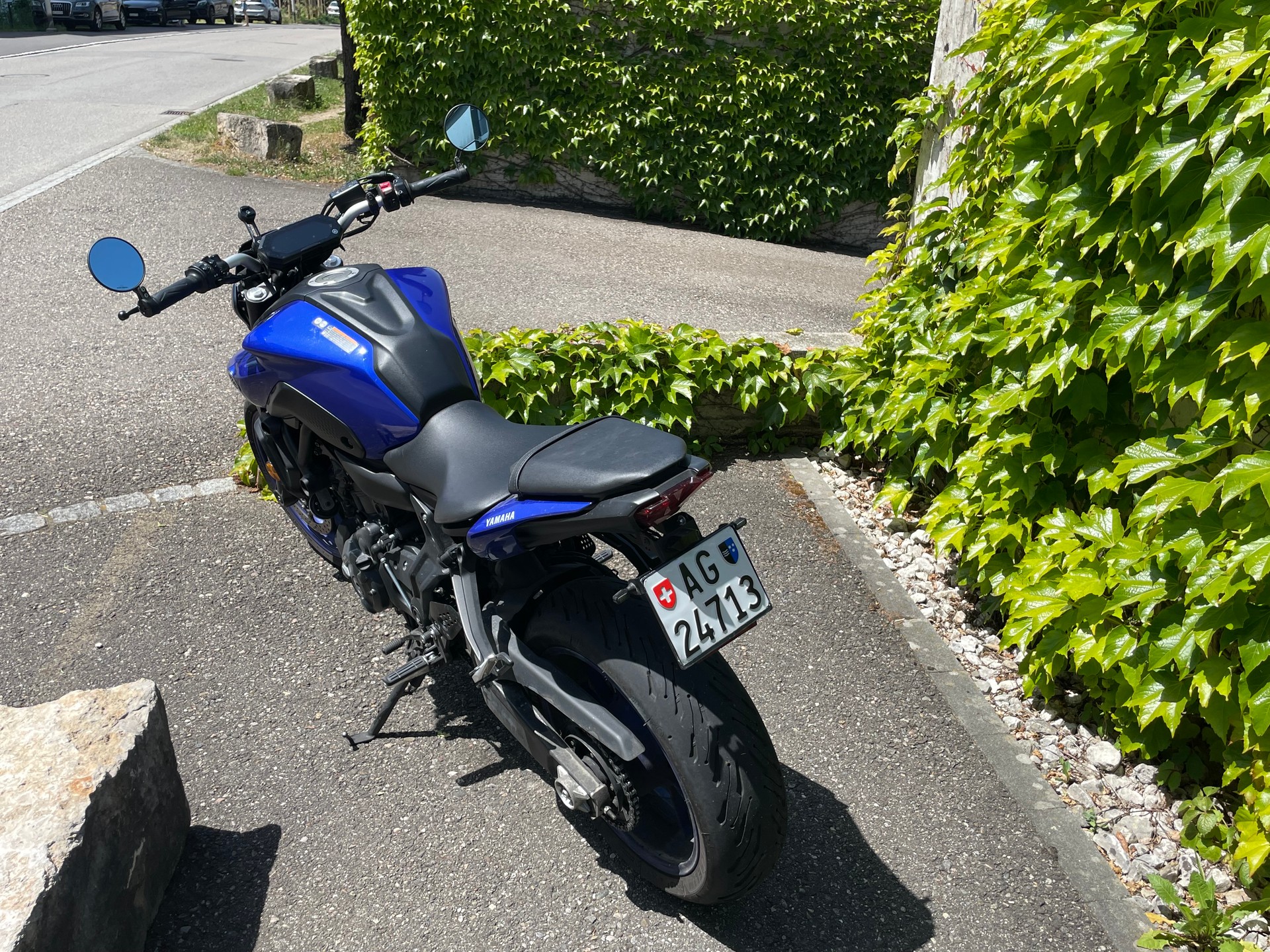 YAMAHA MT-07-image-2