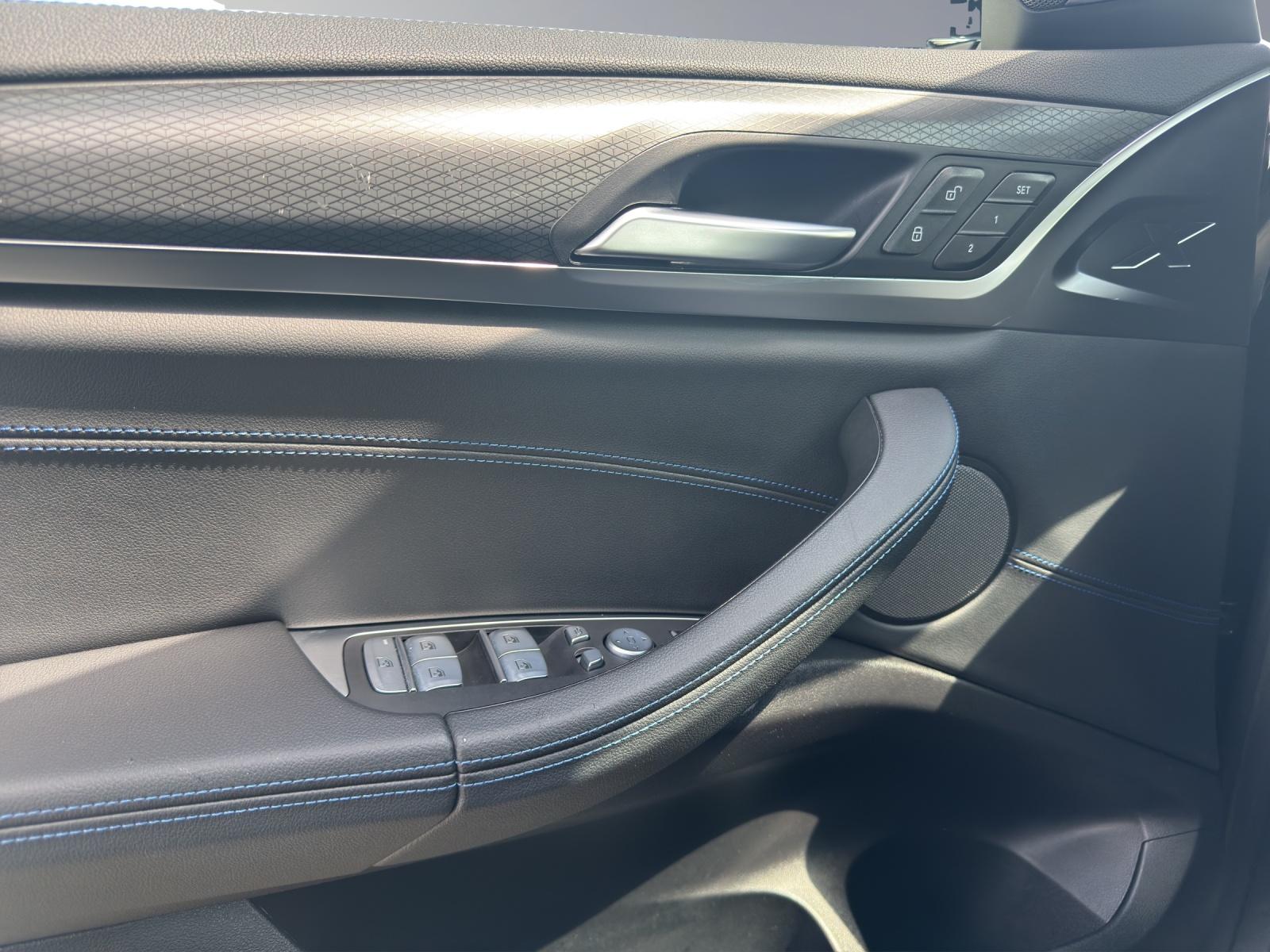BMW X4 M40d-image-7