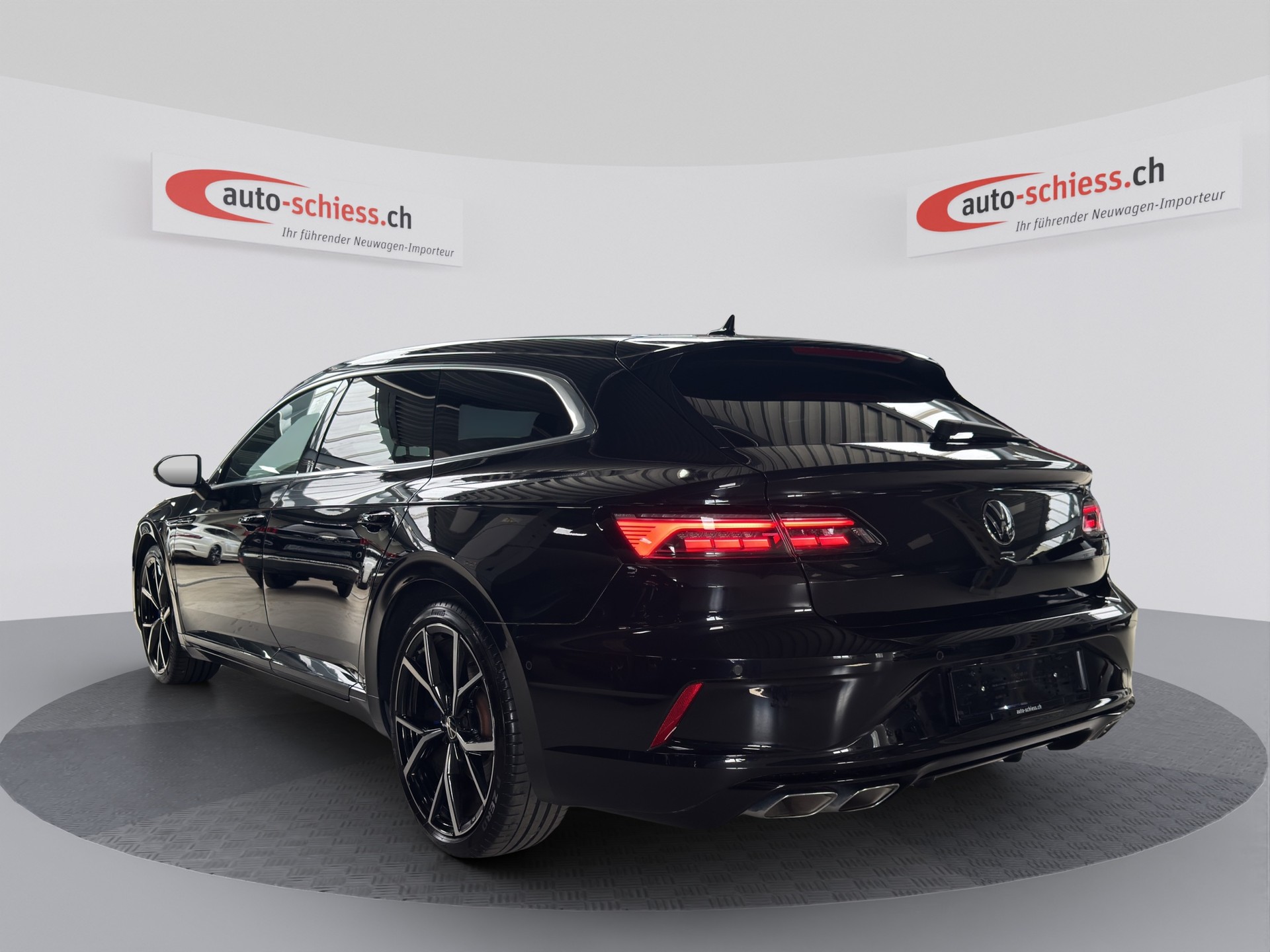 VW Arteon SB 2.0 TSI R 4Motion DSG-showroom-element-2