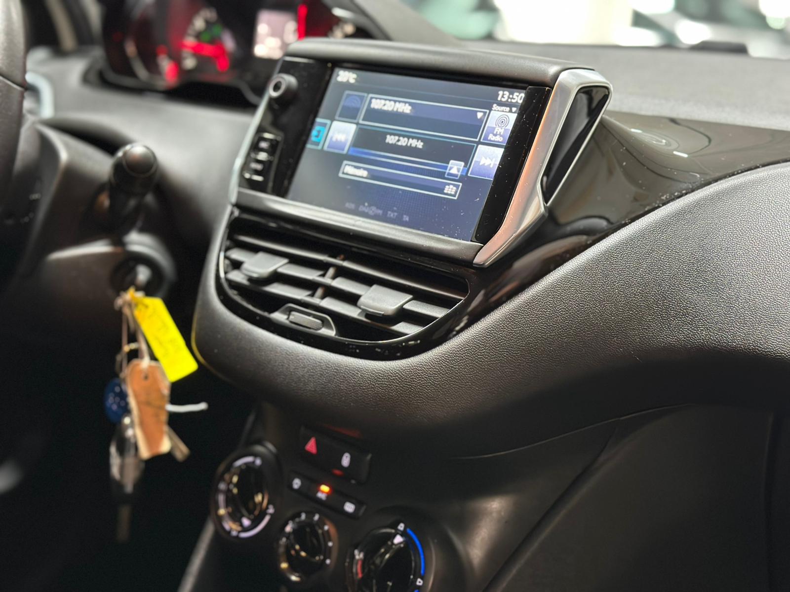 PEUGEOT 208 1.2 VTI Access-image-14