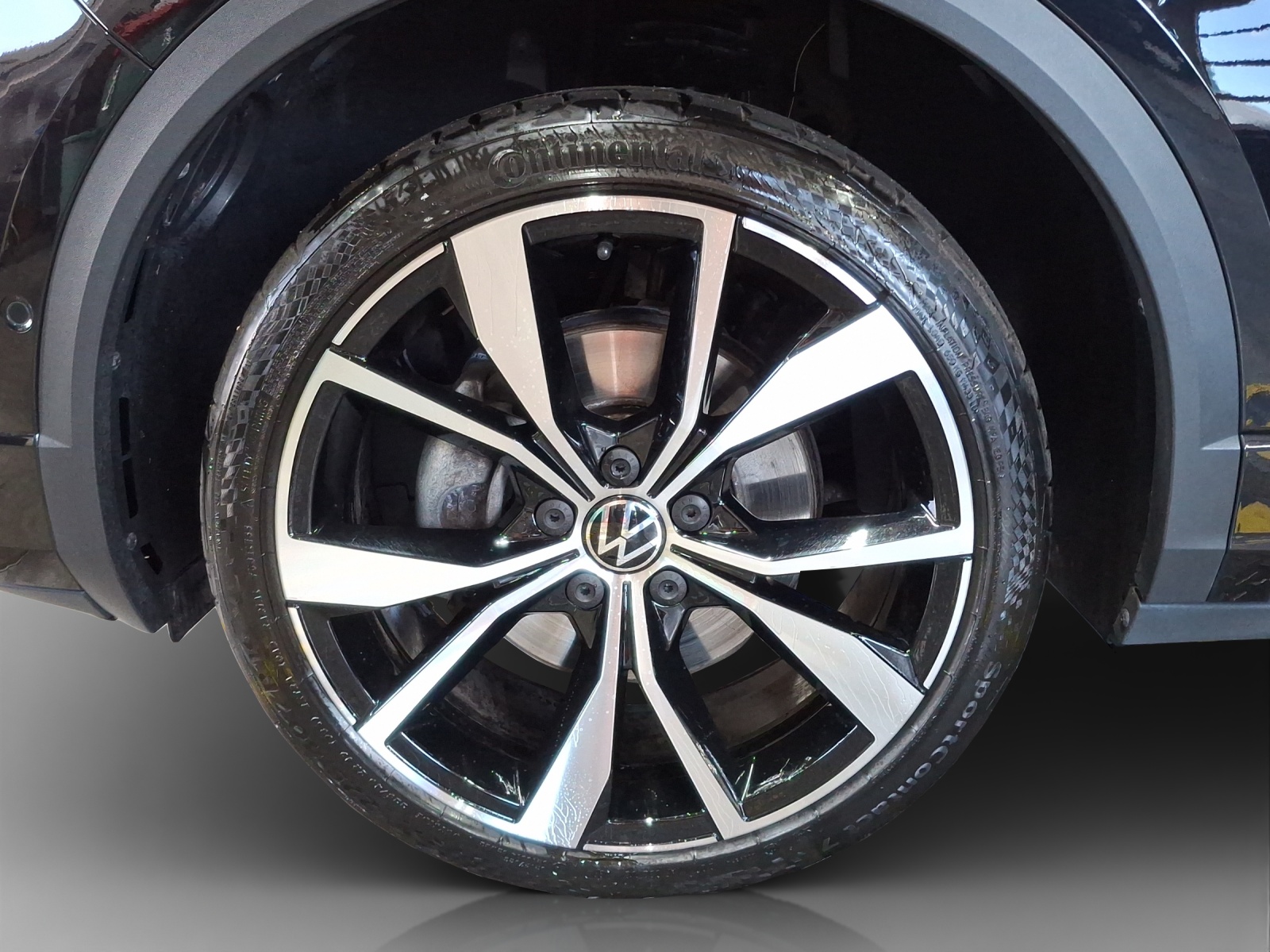VW T-Roc 2.0 TSI R-Line DSG 4Motion-image-14