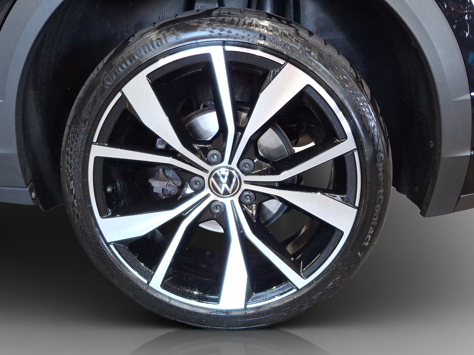 VW T-Roc 2.0 TSI R-Line DSG 4Motion-image-13