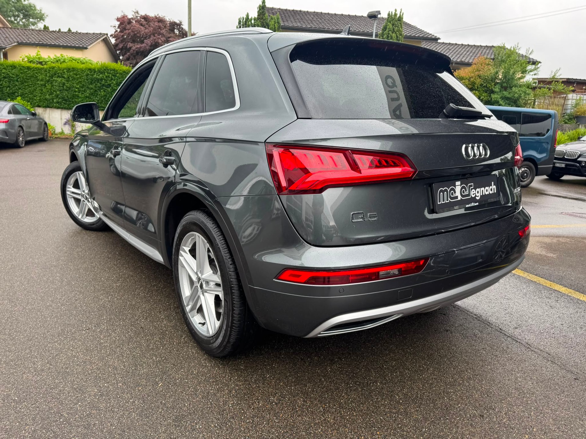 AUDI Q5 40 TDI sport quattro S-tronic-image-5