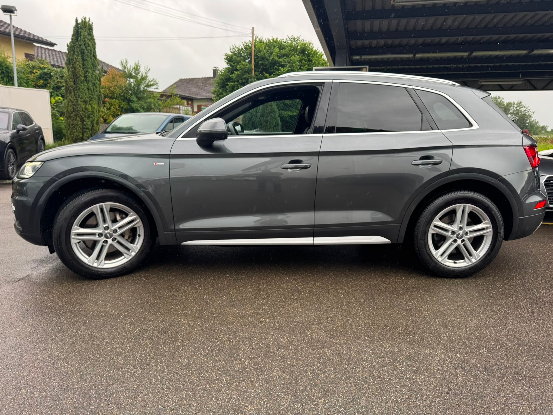AUDI Q5 40 TDI sport quattro S-tronic-image-3