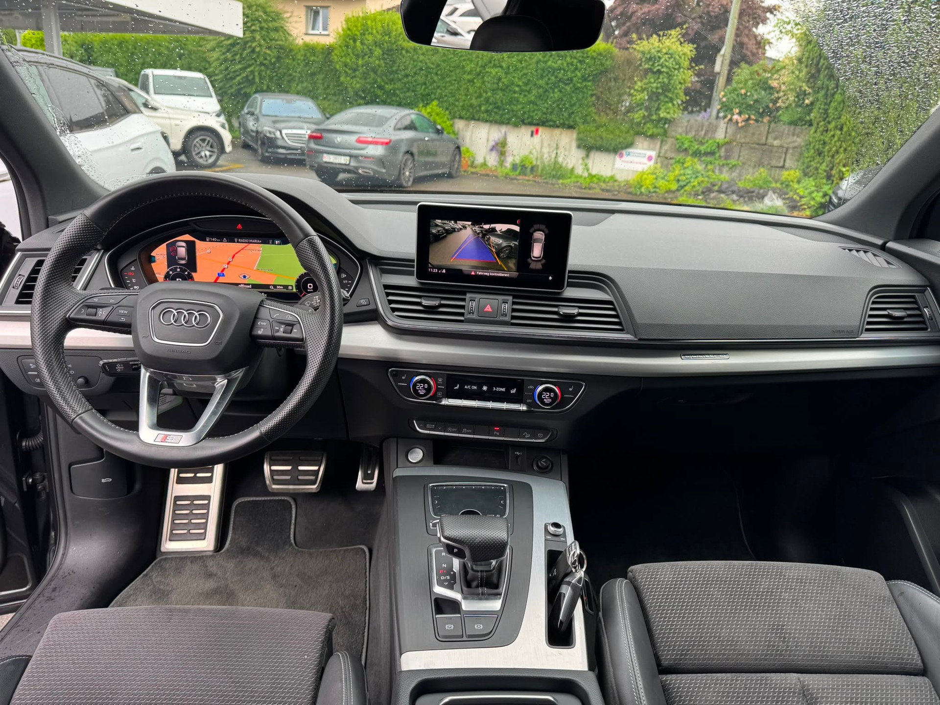 AUDI Q5 40 TDI sport quattro S-tronic-image-8
